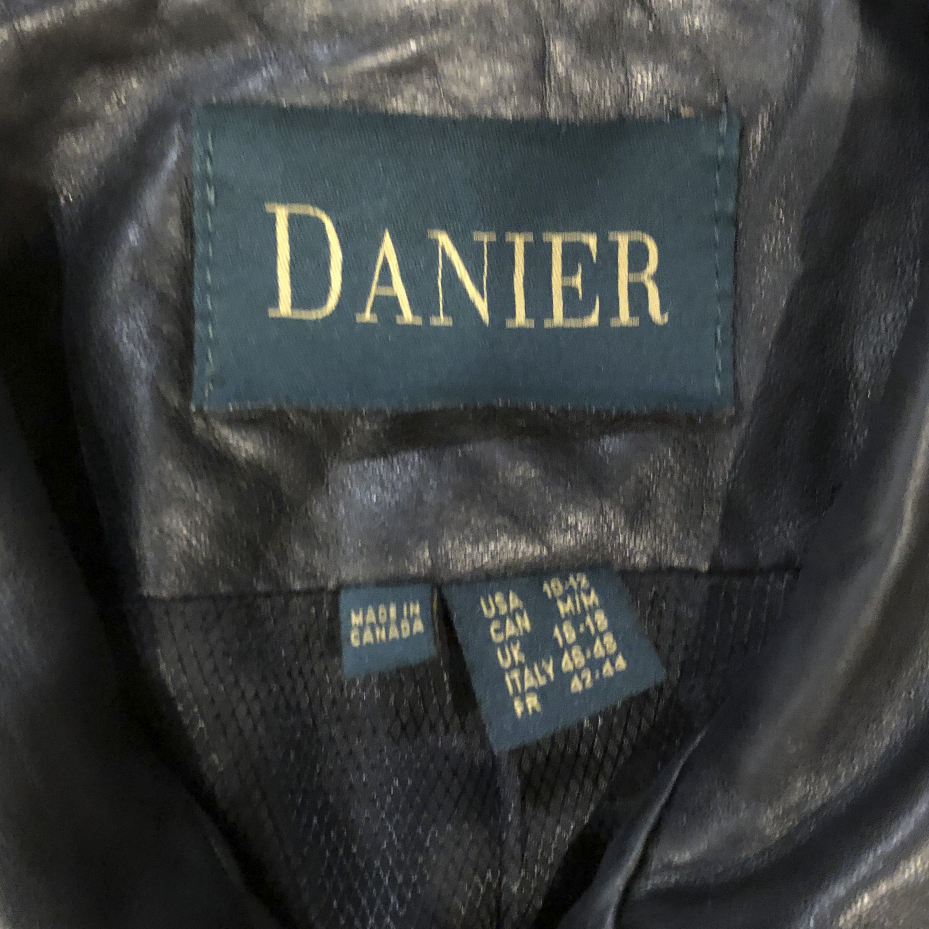 Danier Vintage Danier Genuine Leather Jacket Coat (Black, Size M) Size US M / EU 48-50 / 2 - 7 Thumbnail