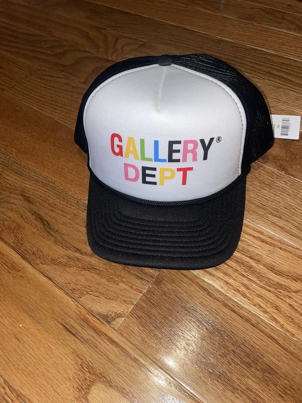 image of Gallery Dept Multicolor Logo Trucker Hat in Black/White, Men's