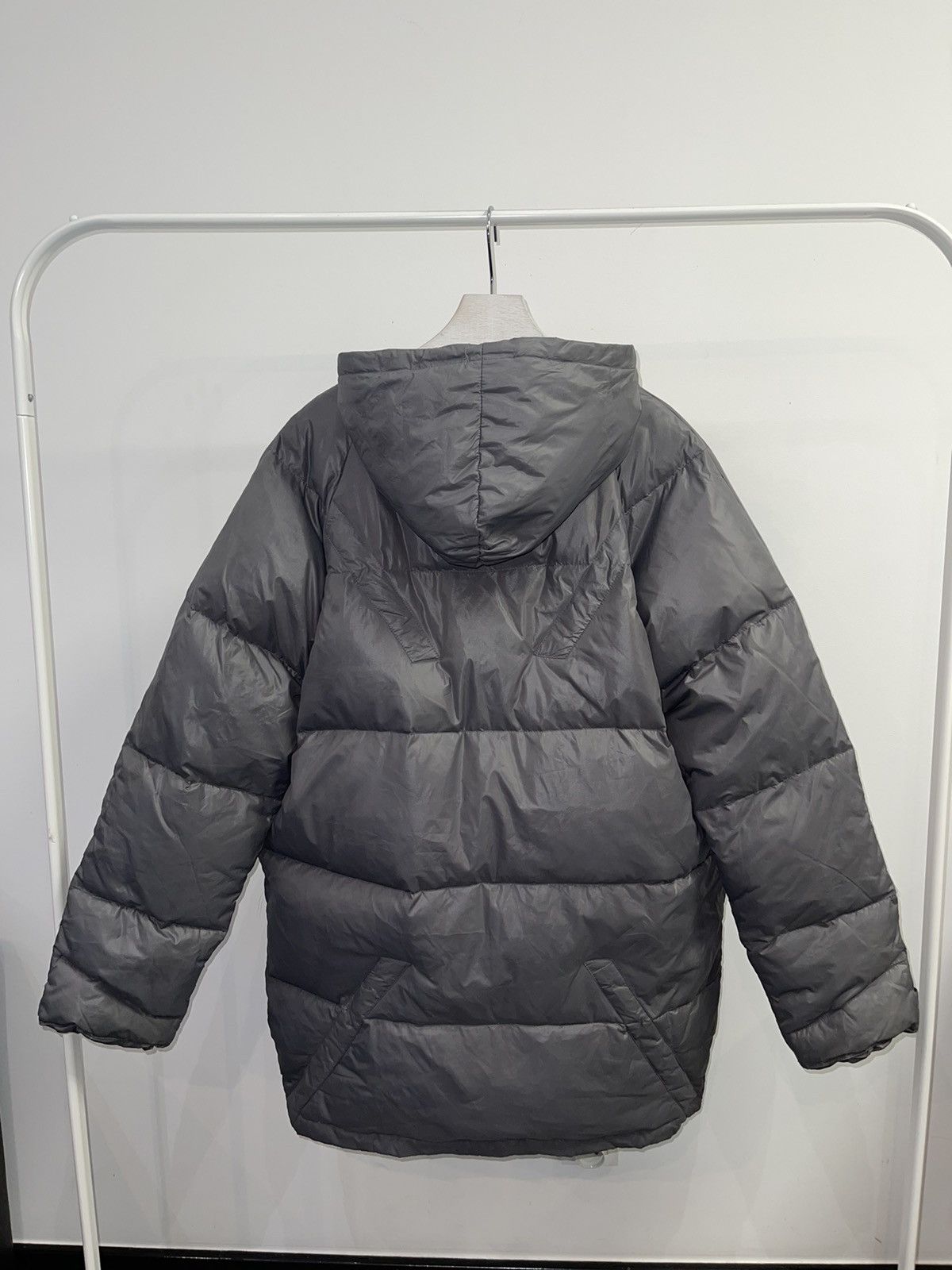 Henrik Vibskov Henrik Vibskov Metallic Gray Down Nylon Puffer Jacket Size US XL / EU 56 / 4 - 7 Thumbnail