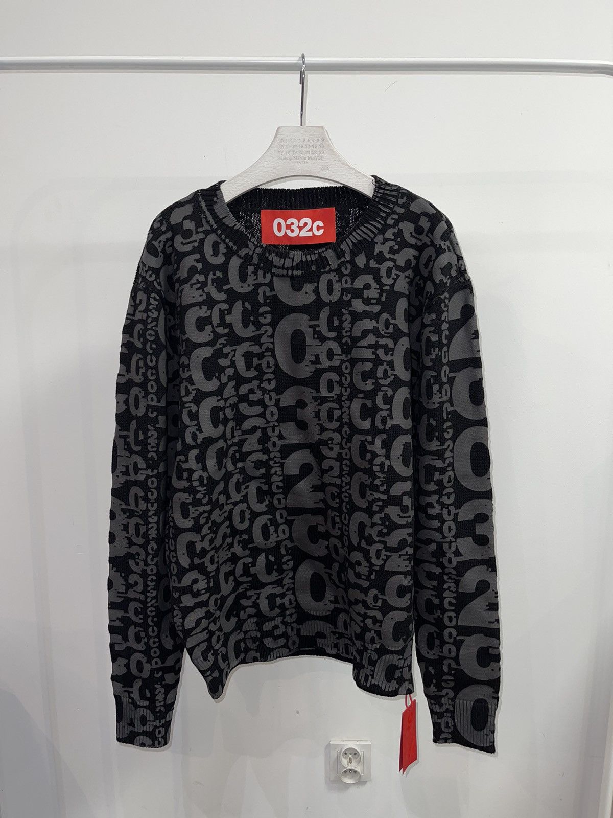 032c DSWT! 032c Logo All Over Monogram Black Crewneck Size US L / EU 52-54 / 3 - 1 Thumbnail