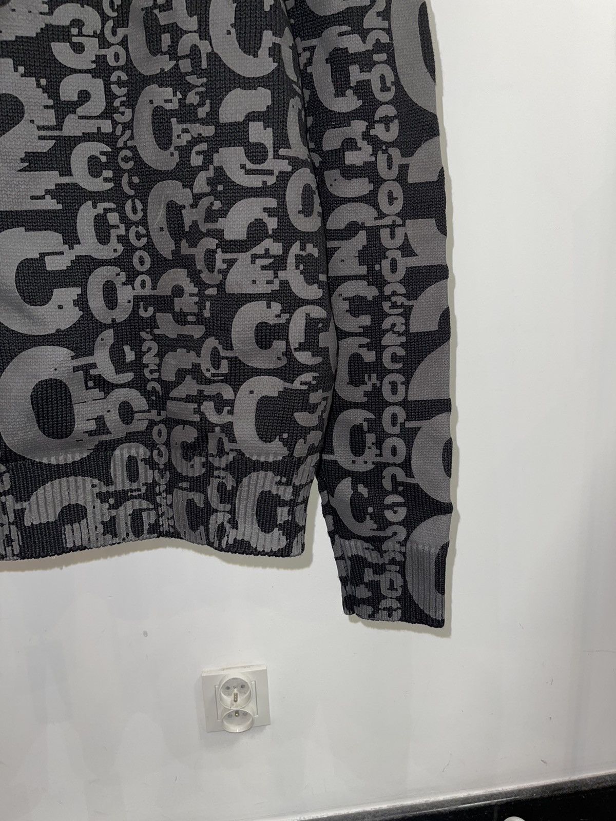032c DSWT! 032c Logo All Over Monogram Black Crewneck Size US L / EU 52-54 / 3 - 6 Thumbnail
