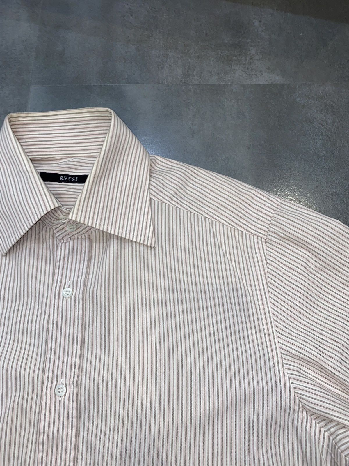 Gucci Gucci Striped Baby Pink Button Up Shirt Size US L / EU 52-54 / 3 - 9 Thumbnail