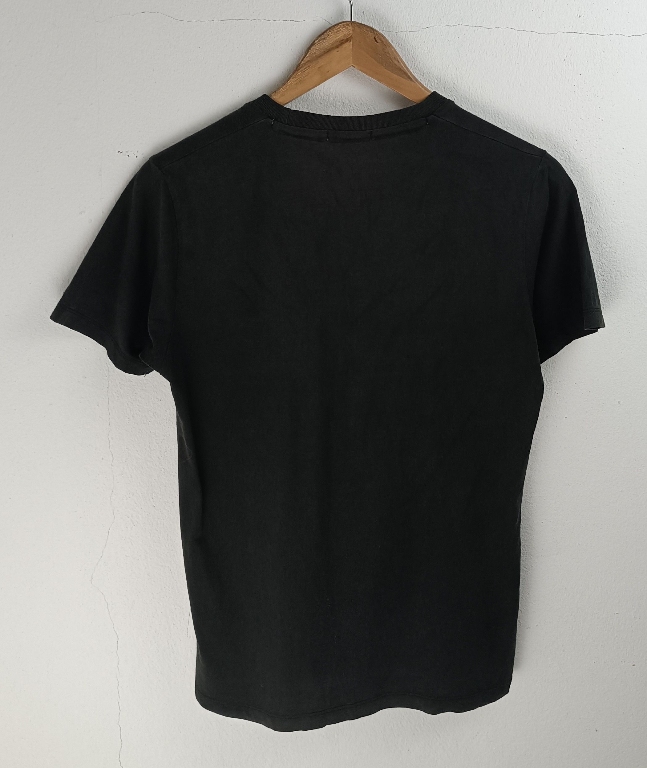 Anime VINTAGE MONSTER HUNTER GAME TEE final fantasy gta open world Size US S / EU 44-46 / 1 - 4 Thumbnail