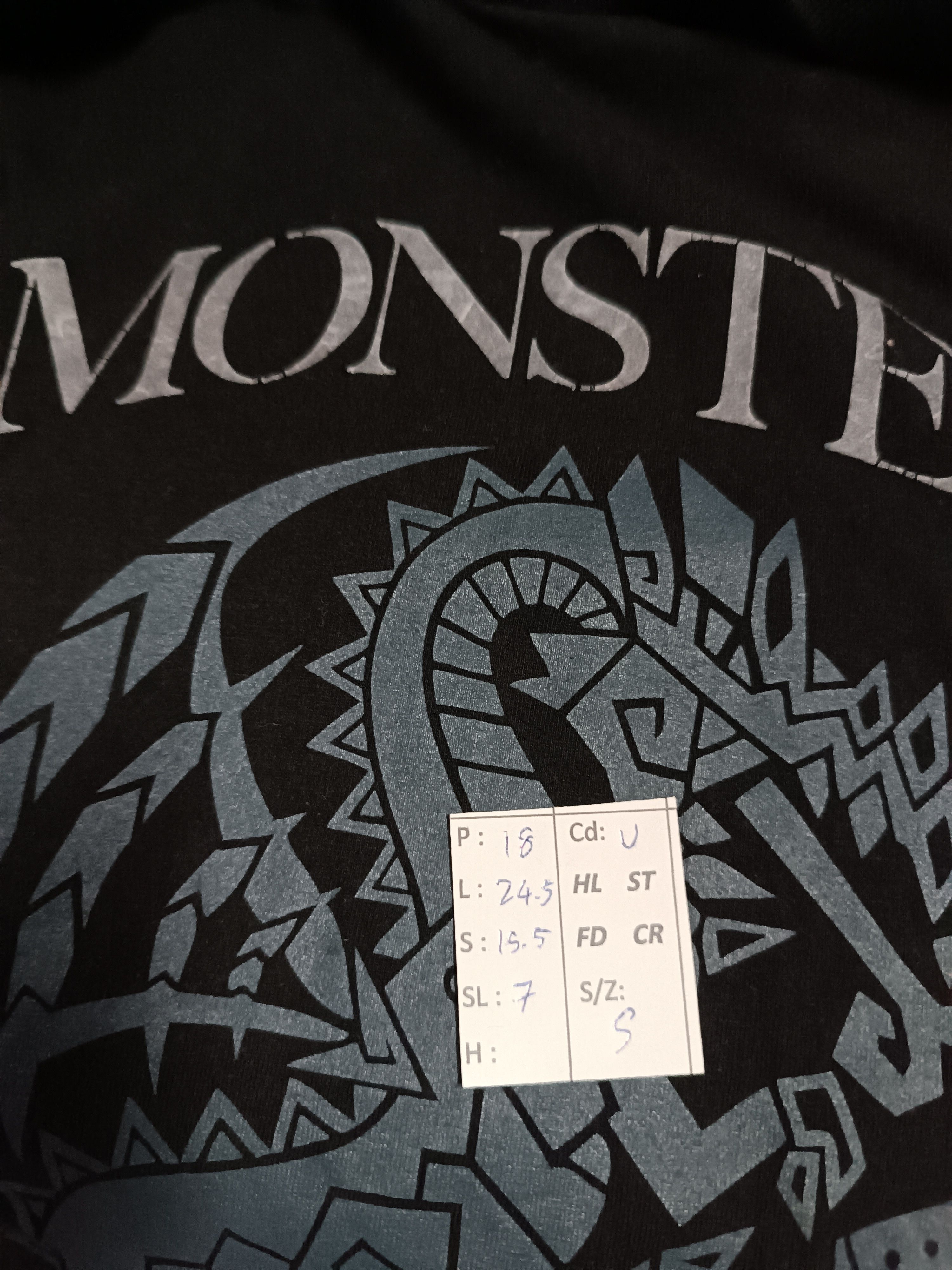 Anime VINTAGE MONSTER HUNTER GAME TEE final fantasy gta open world Size US S / EU 44-46 / 1 - 11 Thumbnail