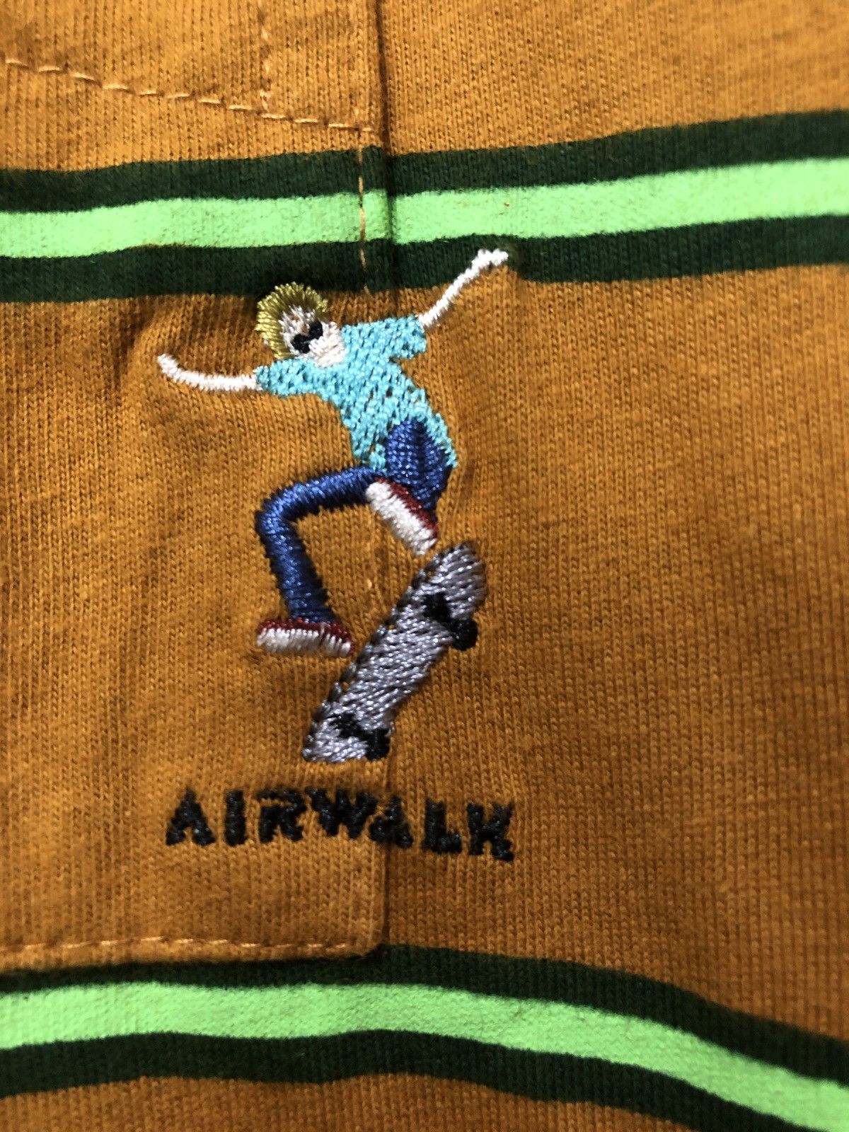 Airwalk Vintage Airwalk T-Shirt Size US XL / EU 56 / 4 - 3 Thumbnail