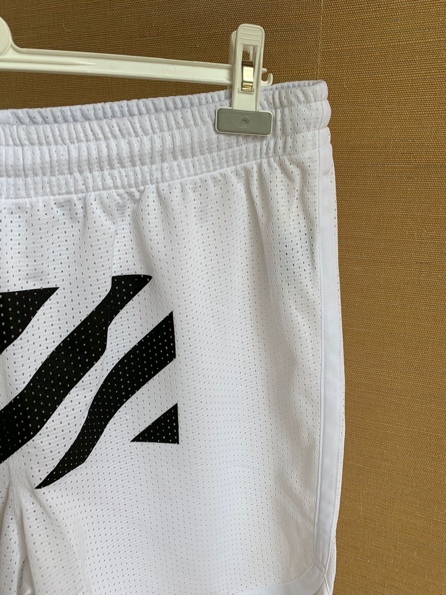 Off-White Harry the Bunny Mesh Shorts Size US 36 / EU 52 - 6 Thumbnail