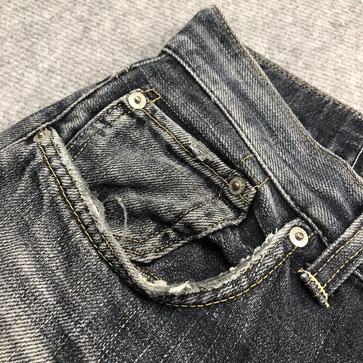 Edwin DENIM BLACK FADED EDWIN BAGGY PANTS Size US 30 / EU 46 - 18 Thumbnail