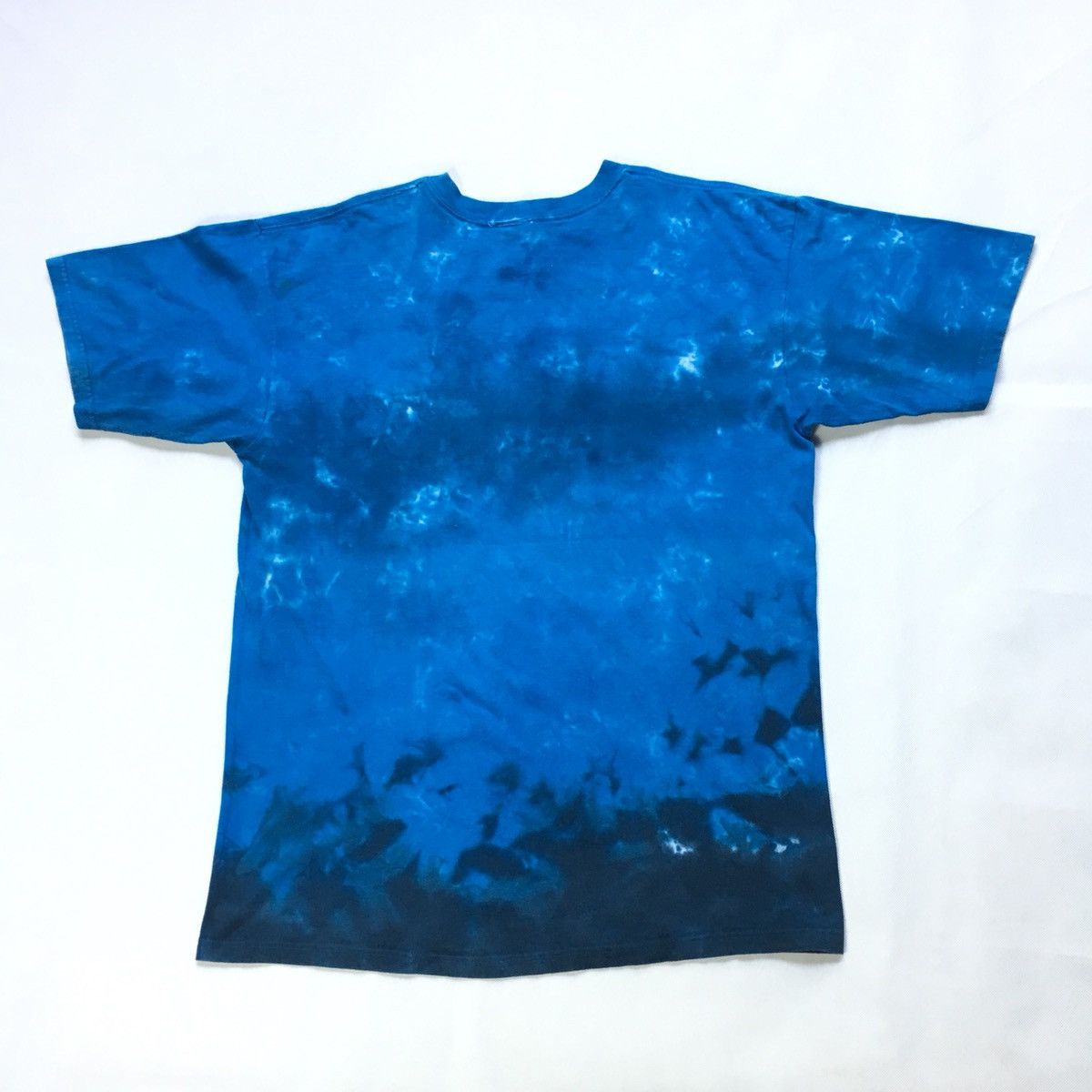 Band Tees × Liquid Blue × Vintage Vintage The Beatles Psychedelic Liquid Blue Tie Dye Tshirt Size US L / EU 52-54 / 3 - 3 Thumbnail