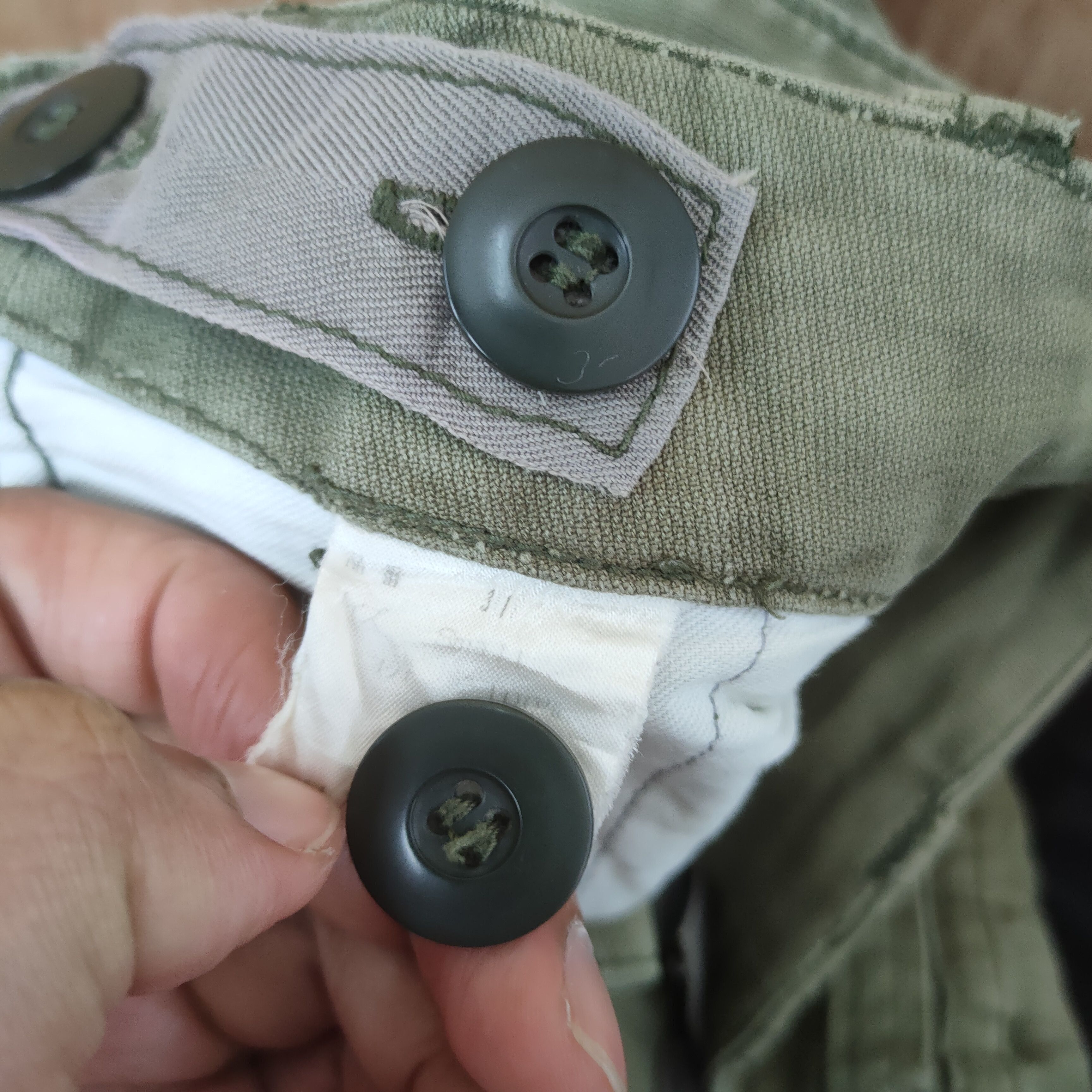 Japanese Brand VINTAGE MILITARY FADED CARGO PANTS Size US 27 - 12 Thumbnail