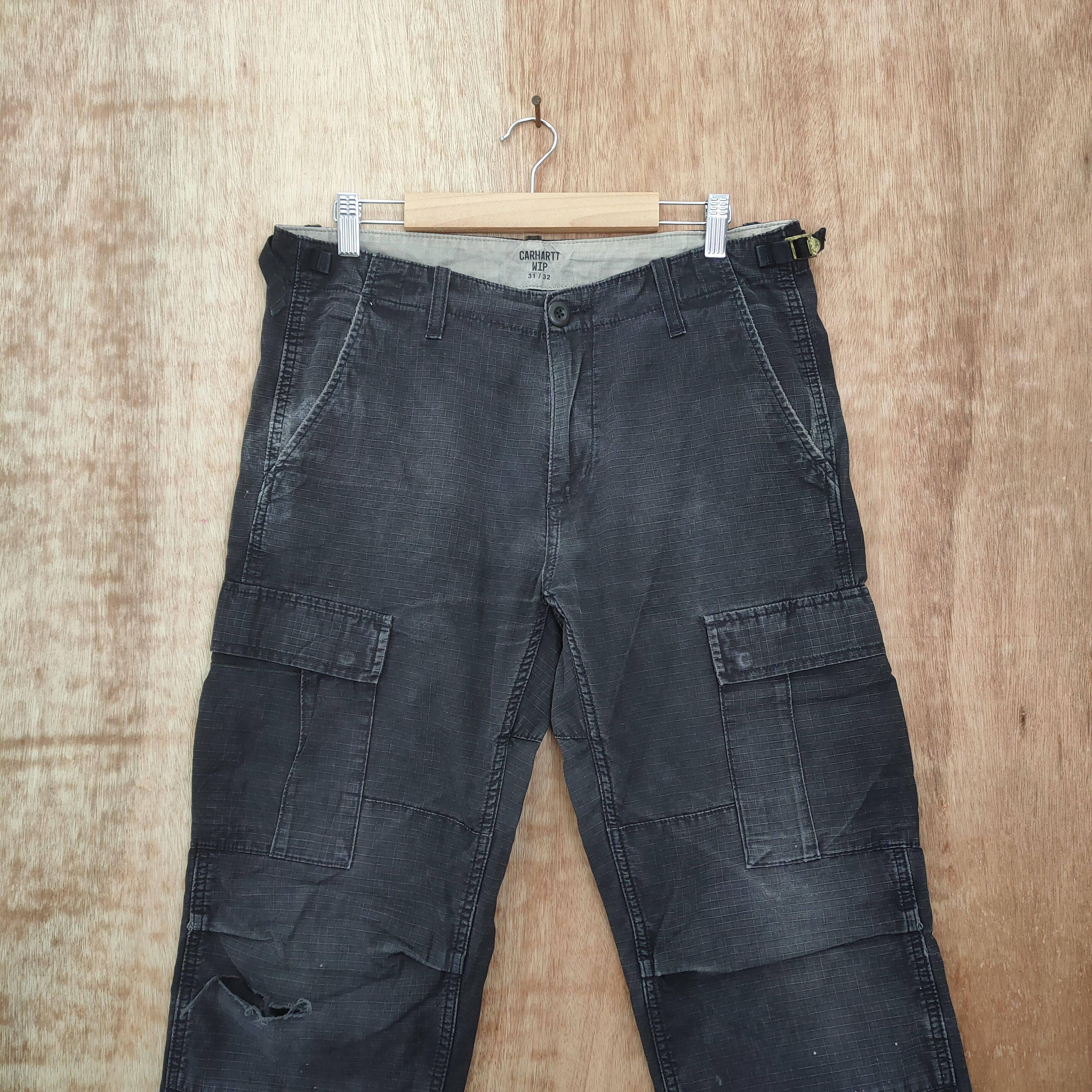 Carhartt CARHARRT WIP CARGO PANTS / DISTRESSED KNEE Size US 32 / EU 48 - 1 Thumbnail