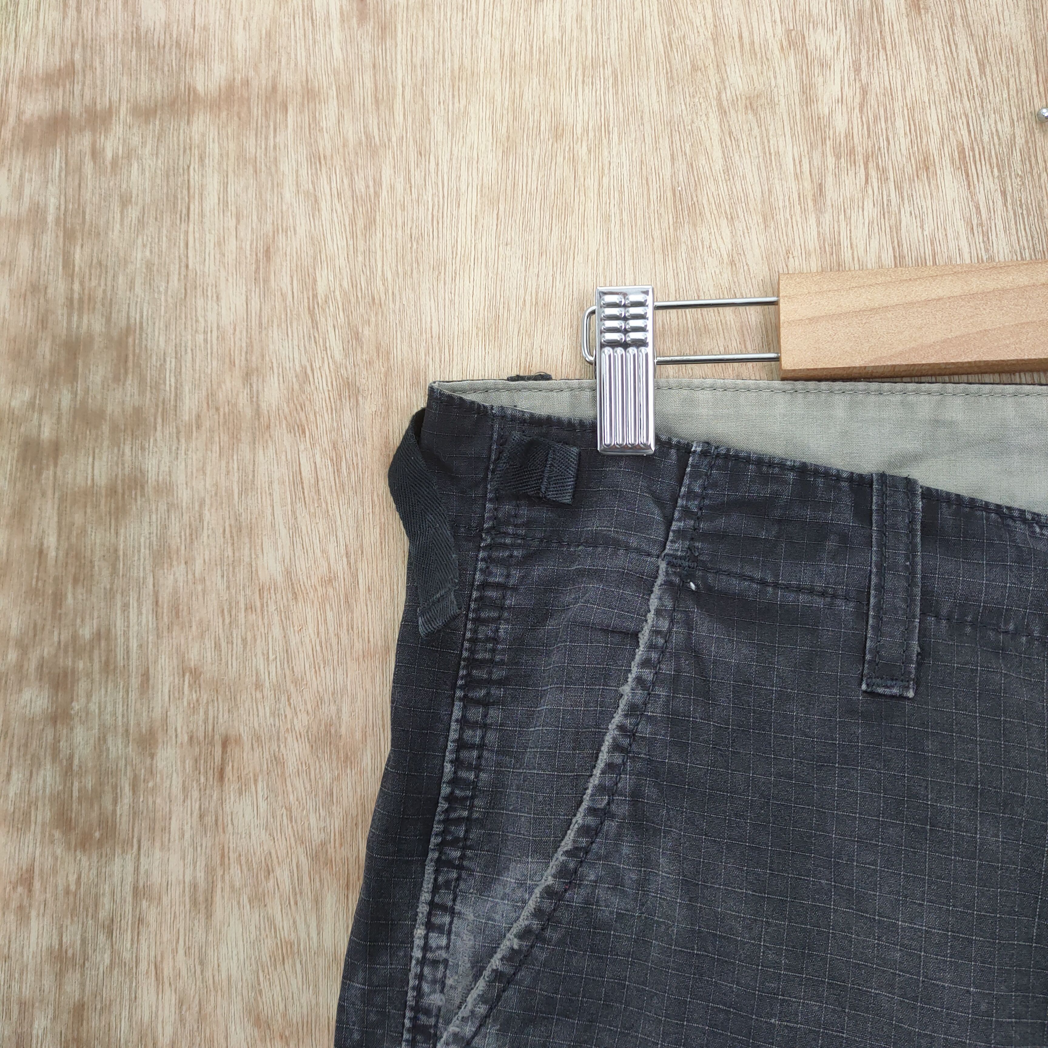 Carhartt CARHARRT WIP CARGO PANTS / DISTRESSED KNEE Size US 32 / EU 48 - 13 Thumbnail