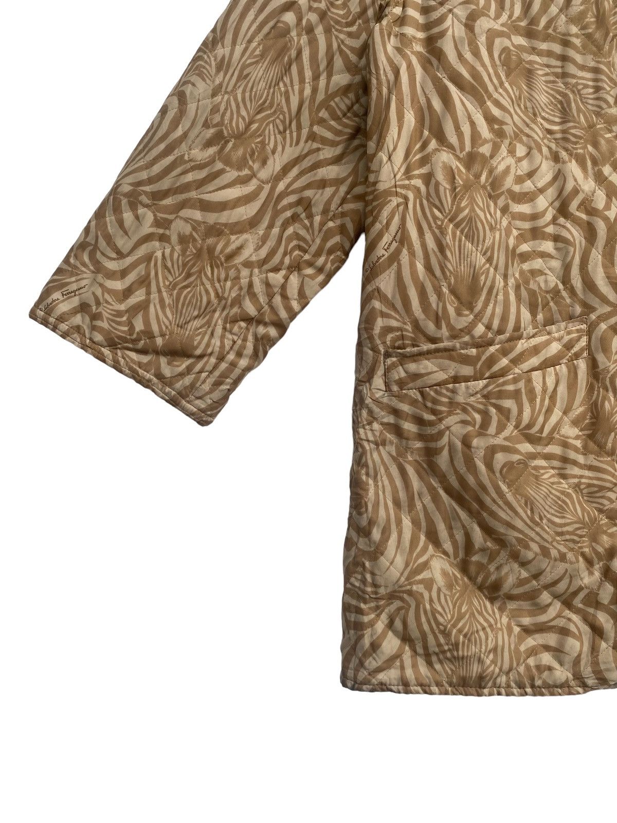 Salvatore Ferragamo Vtg 90s Salvatore Ferragamo zebra printed quilted jacket Size US S / EU 44-46 / 1 - 4 Thumbnail