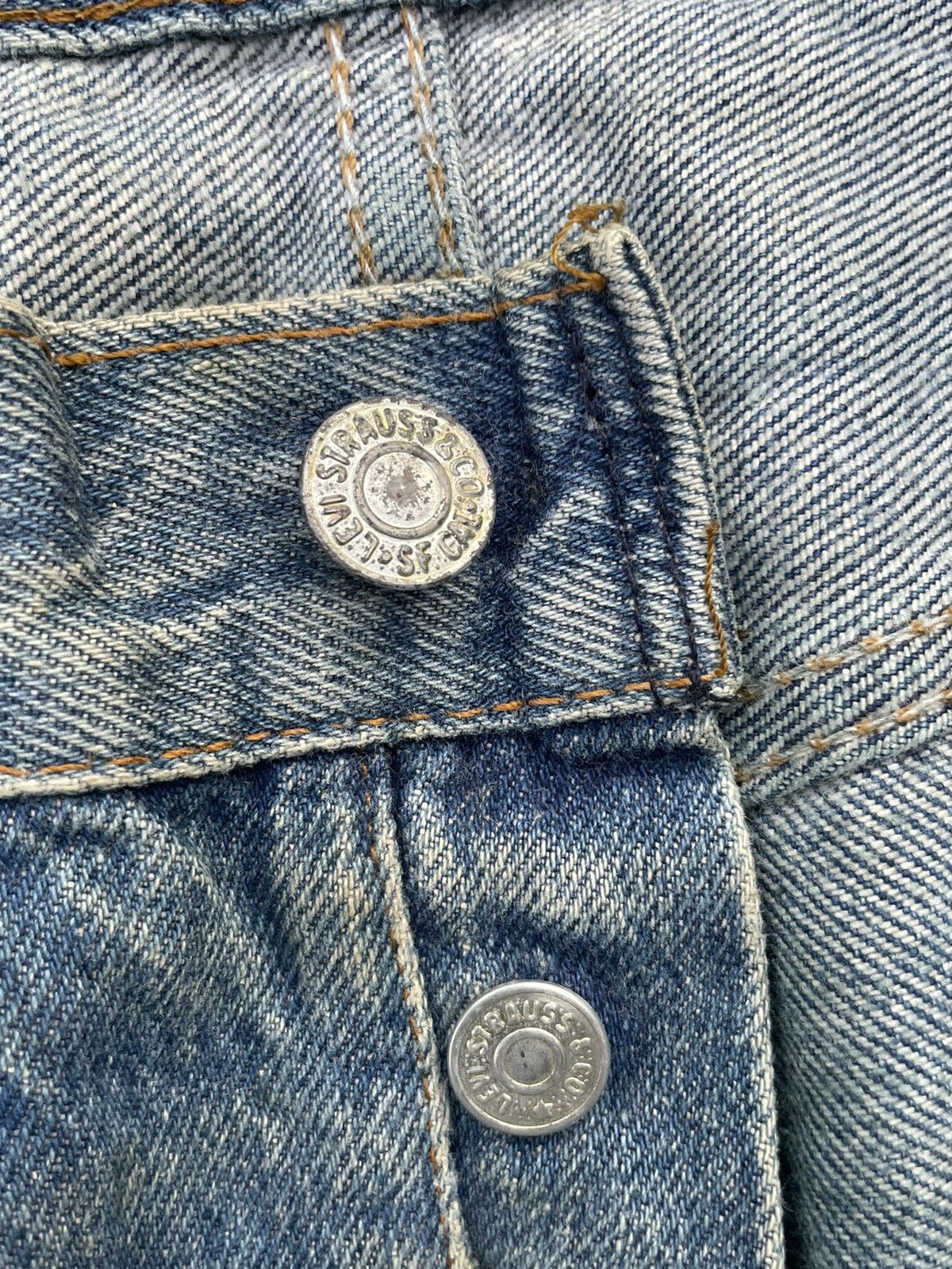 Levi's Vintage Levi’s 501 1984 Usa Aging Distressed Denim Size US 31 - 19 Thumbnail