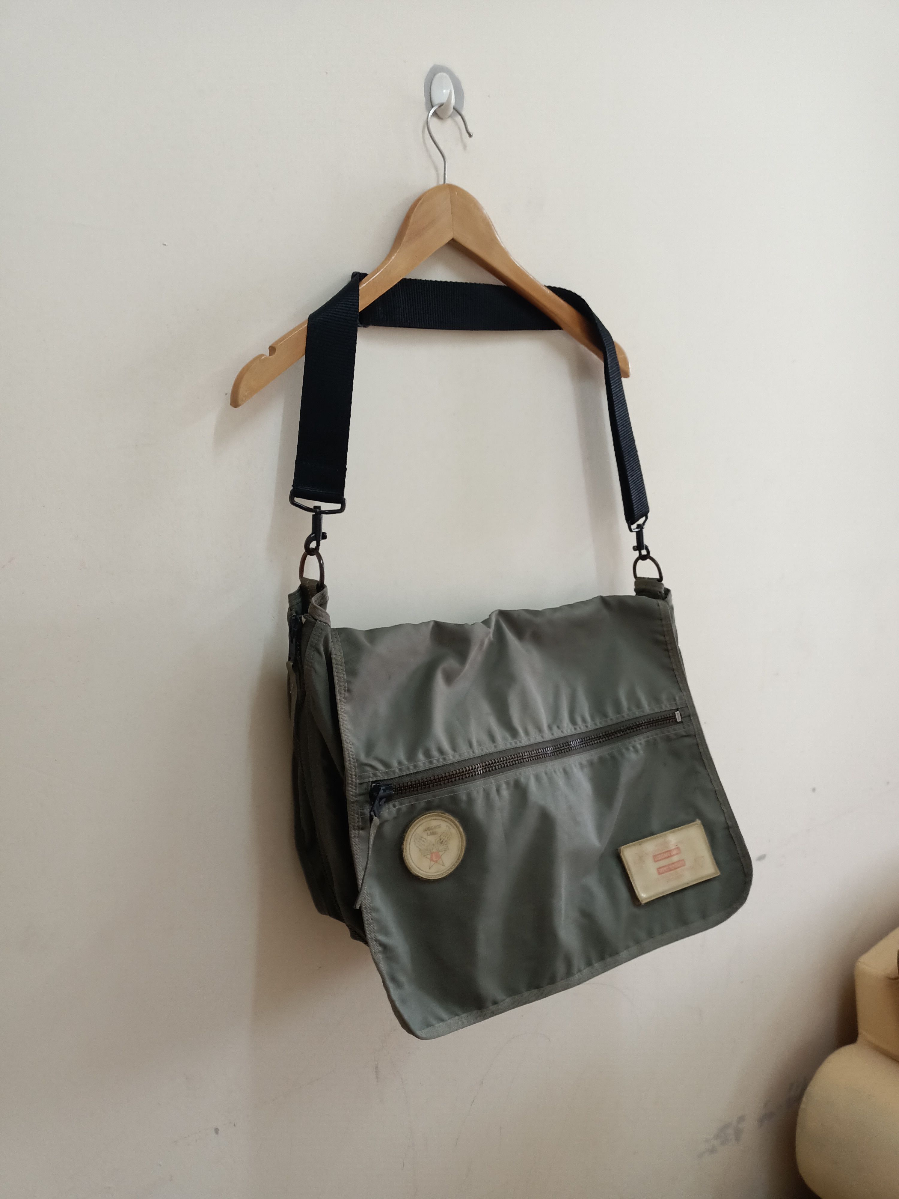 Japanese Brand Luggage Label by Koichi Yamaguchi by Yoshida & Co Ltd Japan Size ONE SIZE - 3 Thumbnail