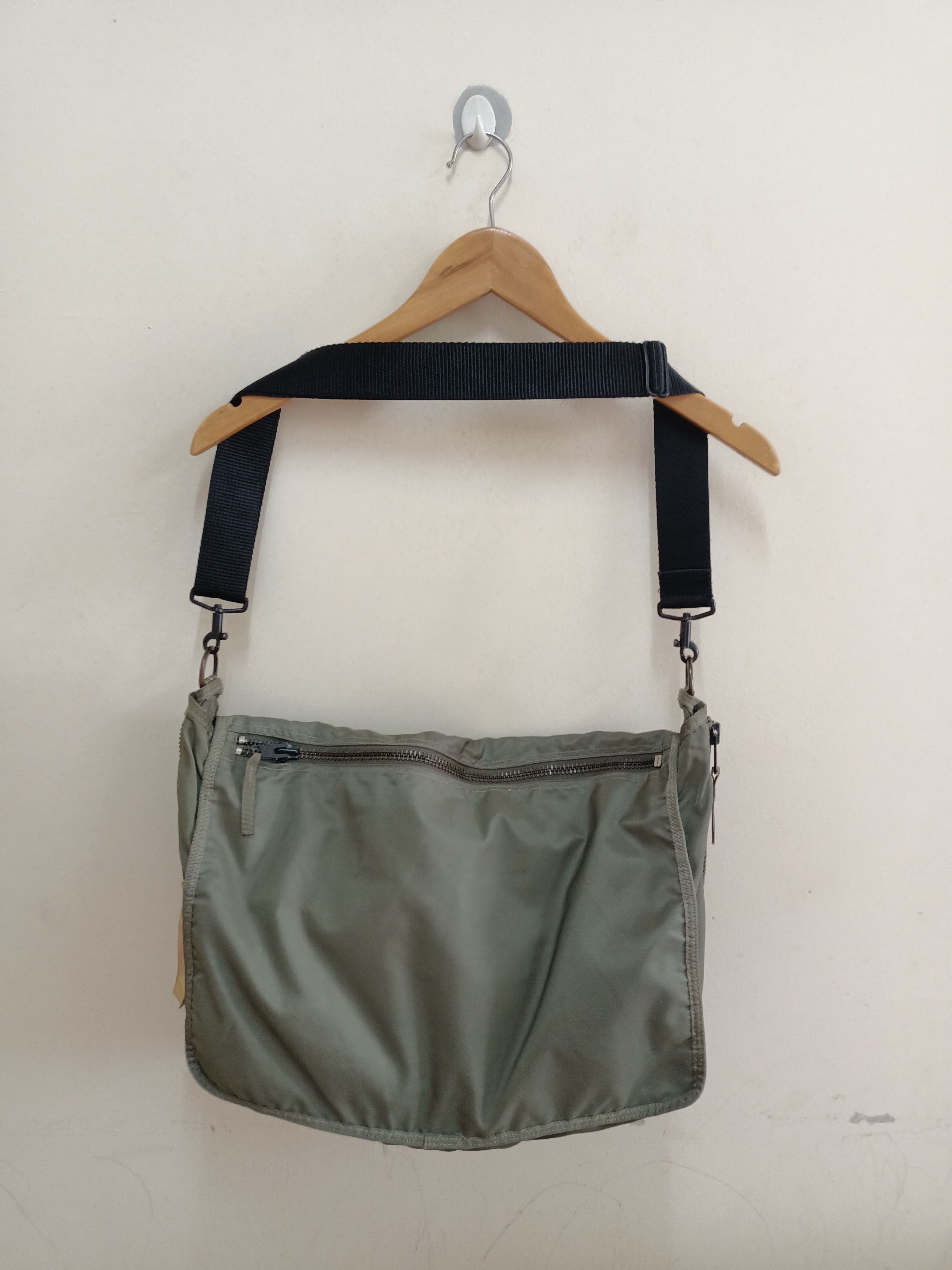 Japanese Brand Luggage Label by Koichi Yamaguchi by Yoshida & Co Ltd Japan Size ONE SIZE - 4 Thumbnail