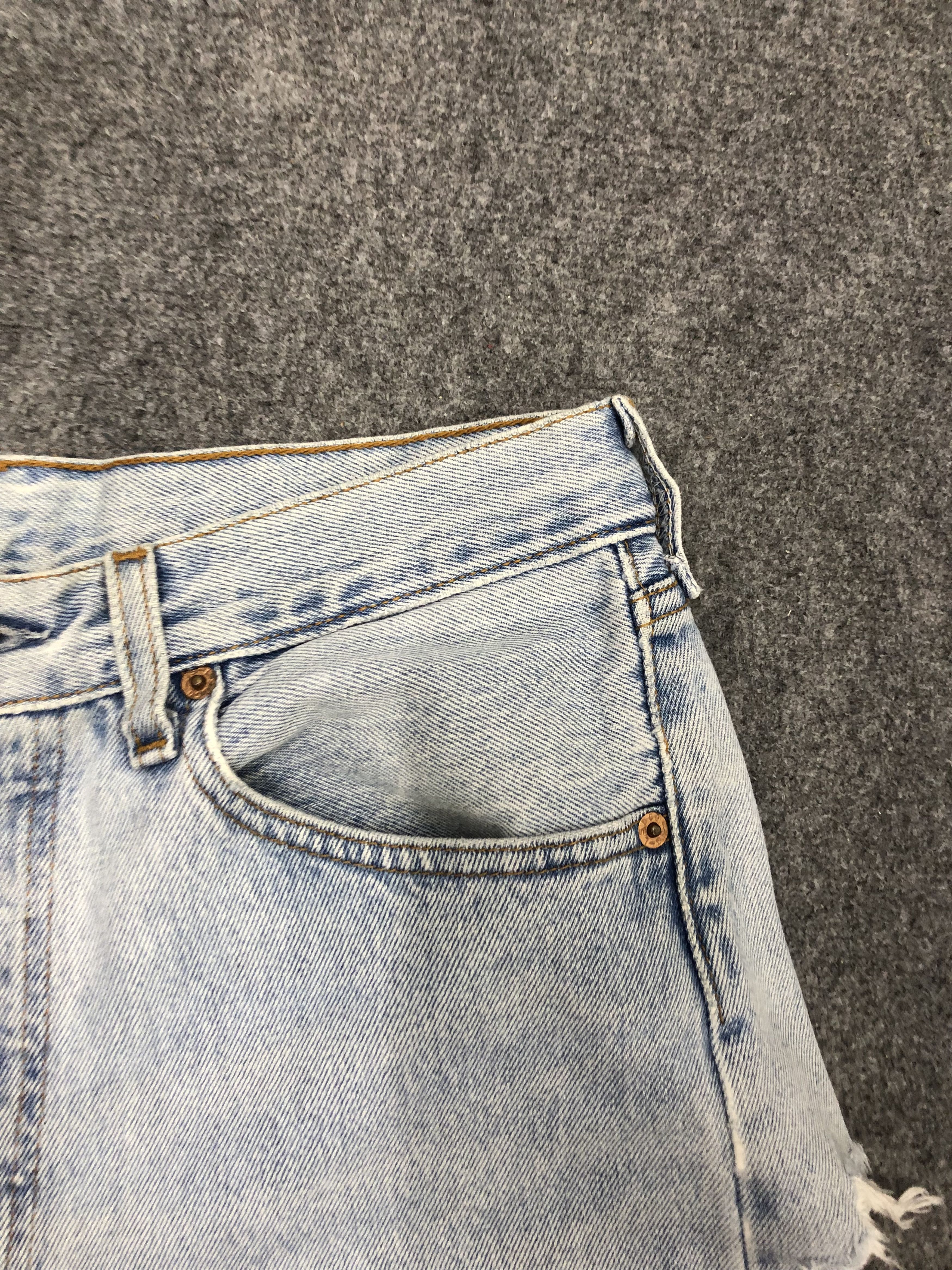 Levi's Vintage Levis 501 Cropped Jeans DP1062 Size US 30 / EU 46 - 2 Thumbnail