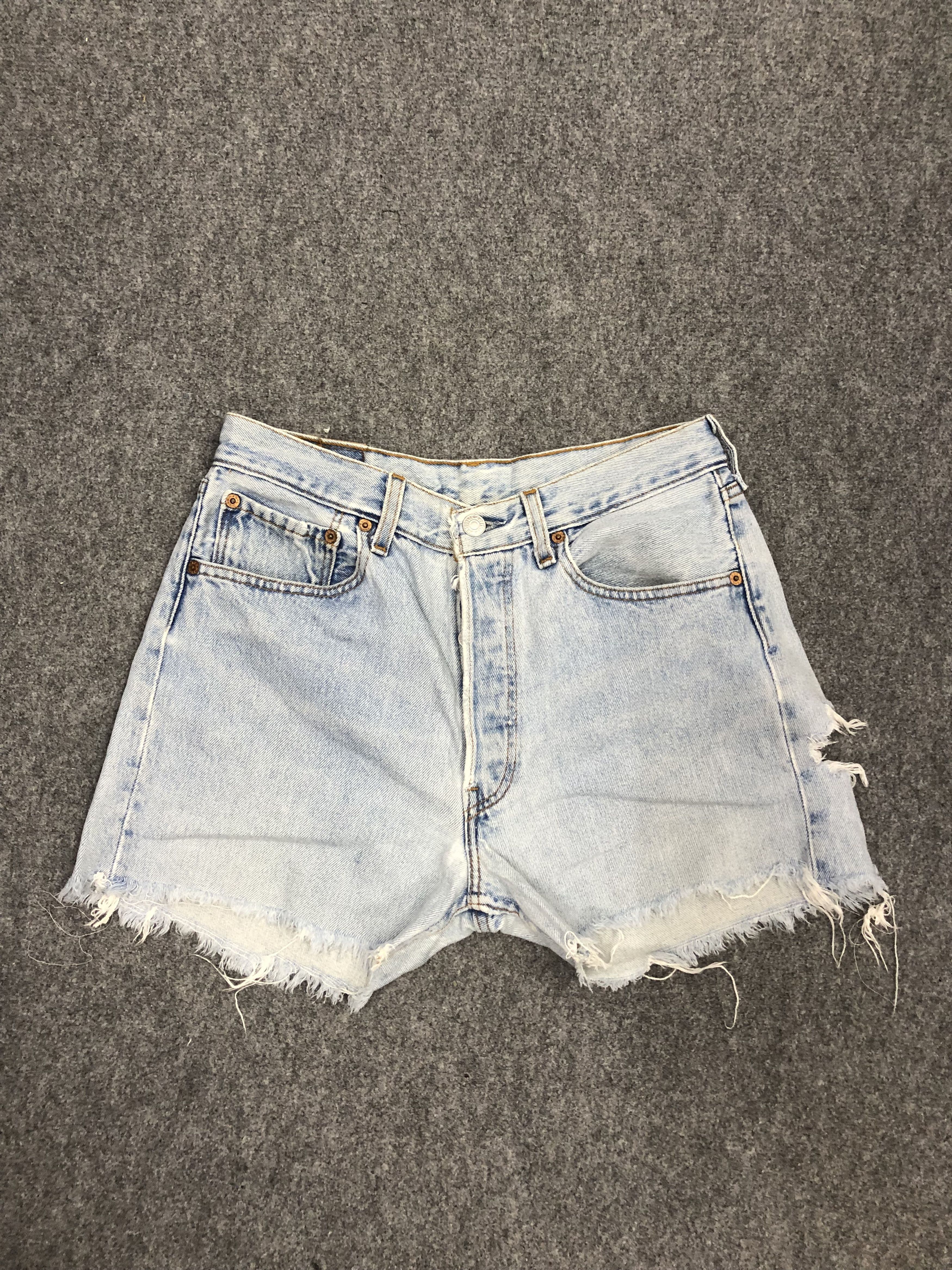 Levi's Vintage Levis 501 Cropped Jeans DP1062 Size US 30 / EU 46 - 1 Thumbnail