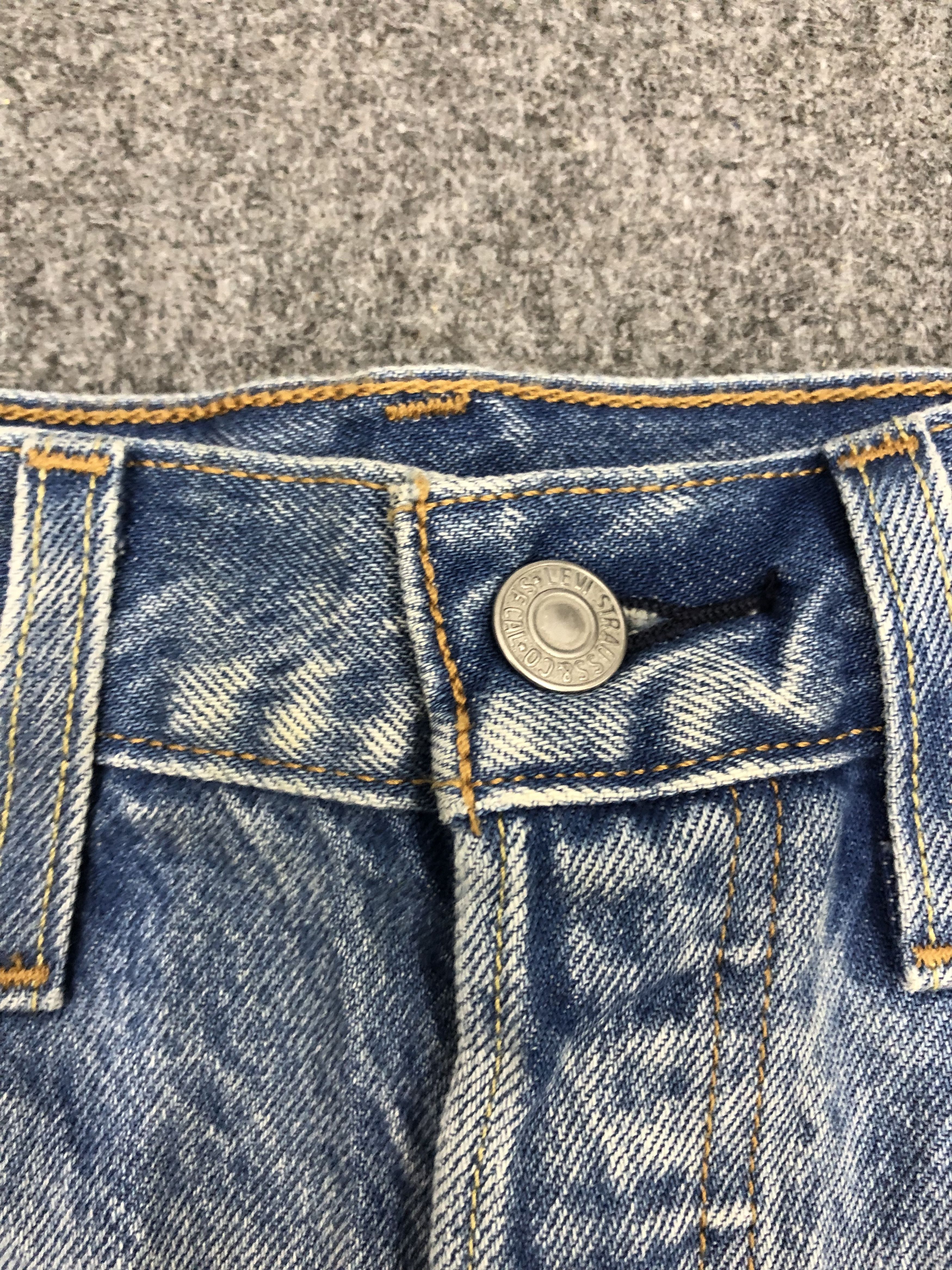 Levi's Vintage Levis 501 Light Wash Jeans DP1149 Size US 30 / EU 46 - 6 Thumbnail