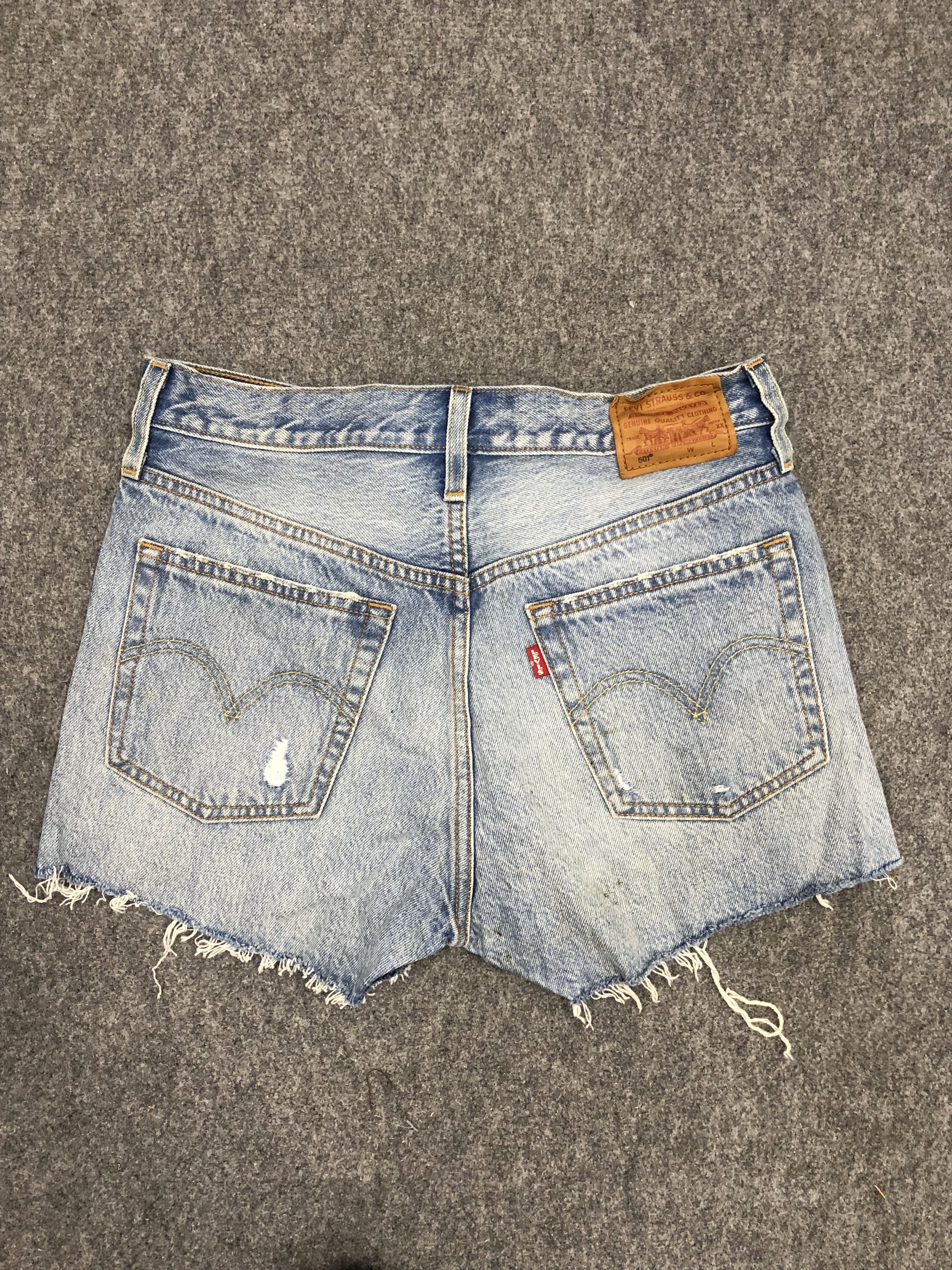 Levi's Vintage Levis 501 Light Wash Jeans DP1149 Size US 30 / EU 46 - 3 Thumbnail