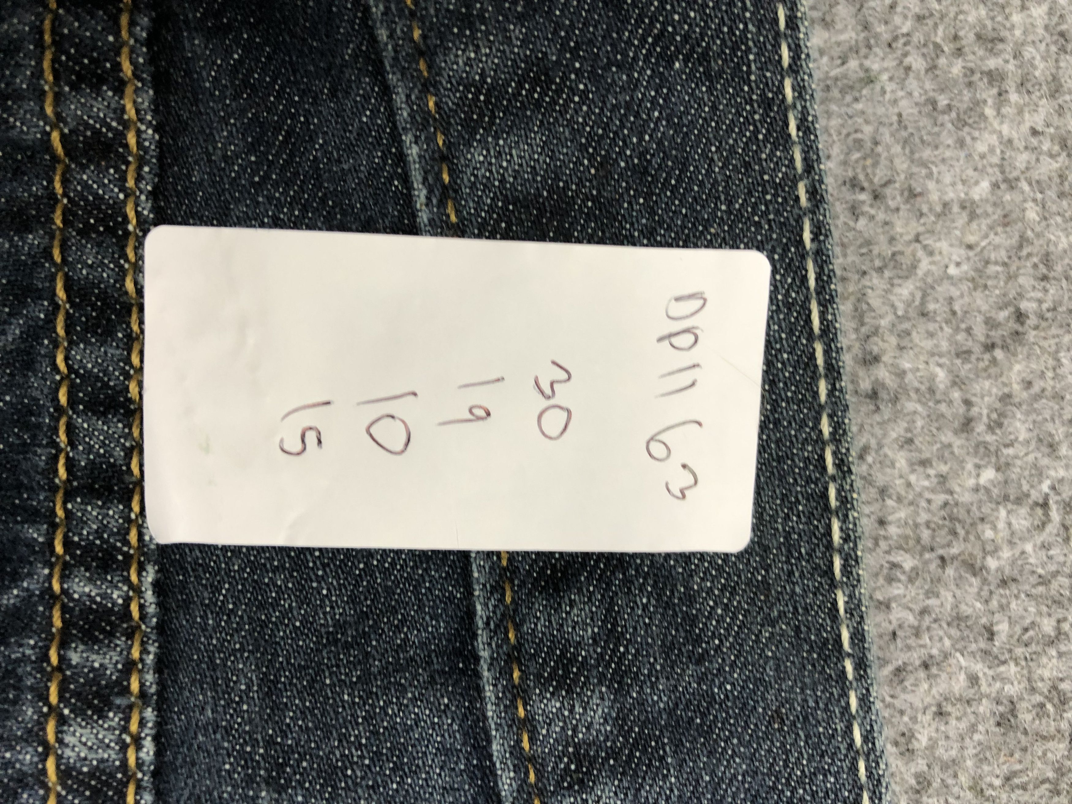 Levi's Vintage Levis 501 Distressed Cropped Denim DP1163 Size US 30 / EU 46 - 11 Thumbnail