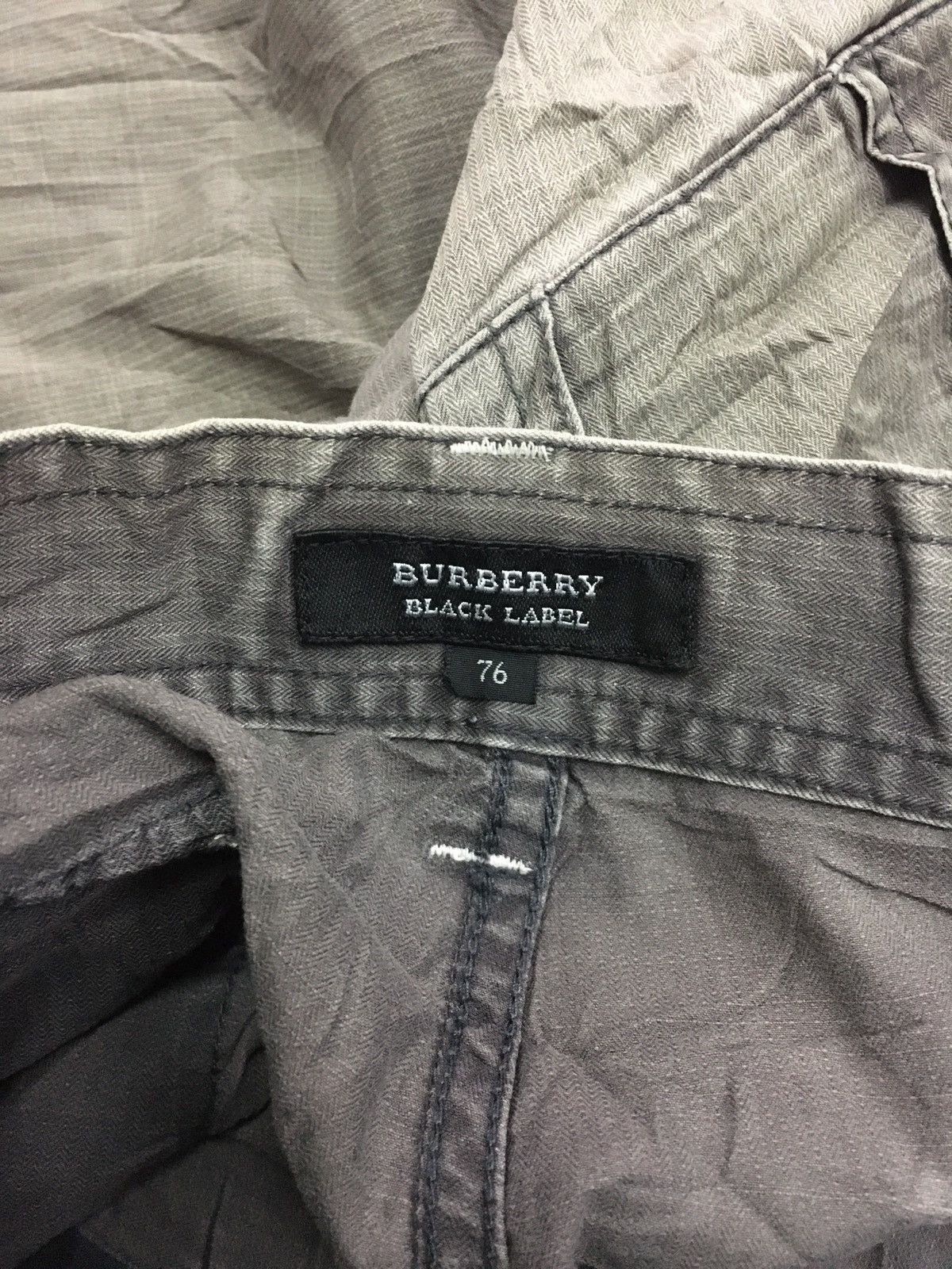 Burberry Vintage Burberry Super Faded Short Pants Size US 33 - 6 Thumbnail