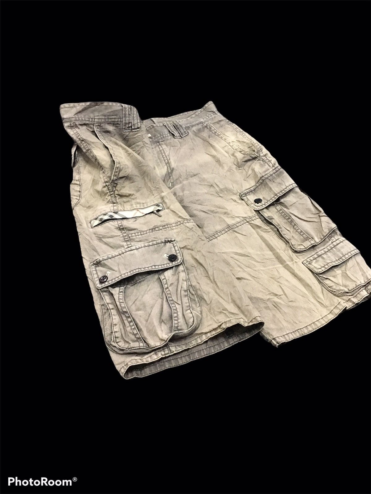 Burberry Vintage Burberry Super Faded Short Pants Size US 33 - 1 Thumbnail