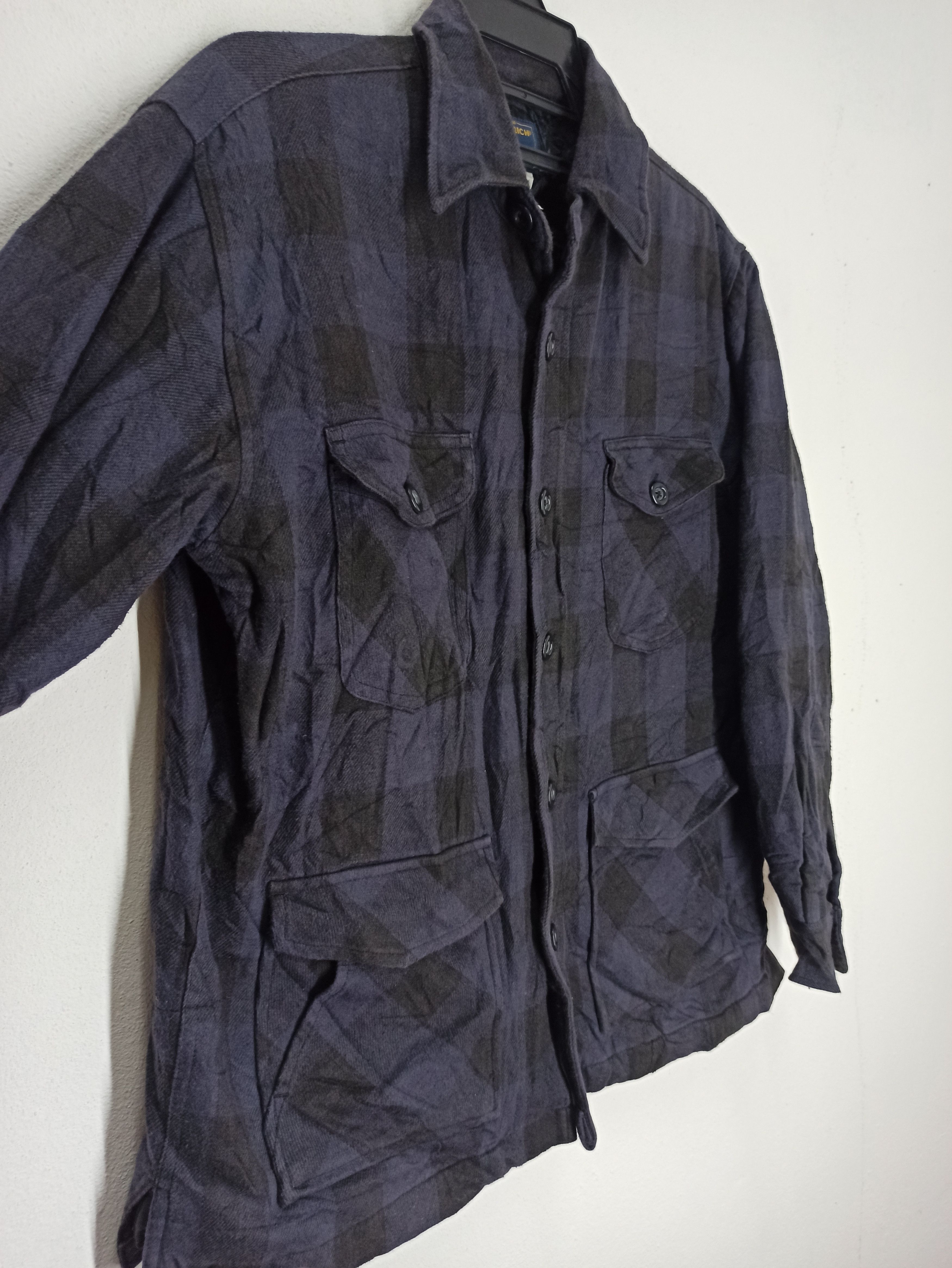 Flannel × Vintage × Woolrich Woolen Mills Woolrich Vintage Checkered Plaid Flannel Chore Jacket Size US M / EU 48-50 / 2 - 2 Thumbnail