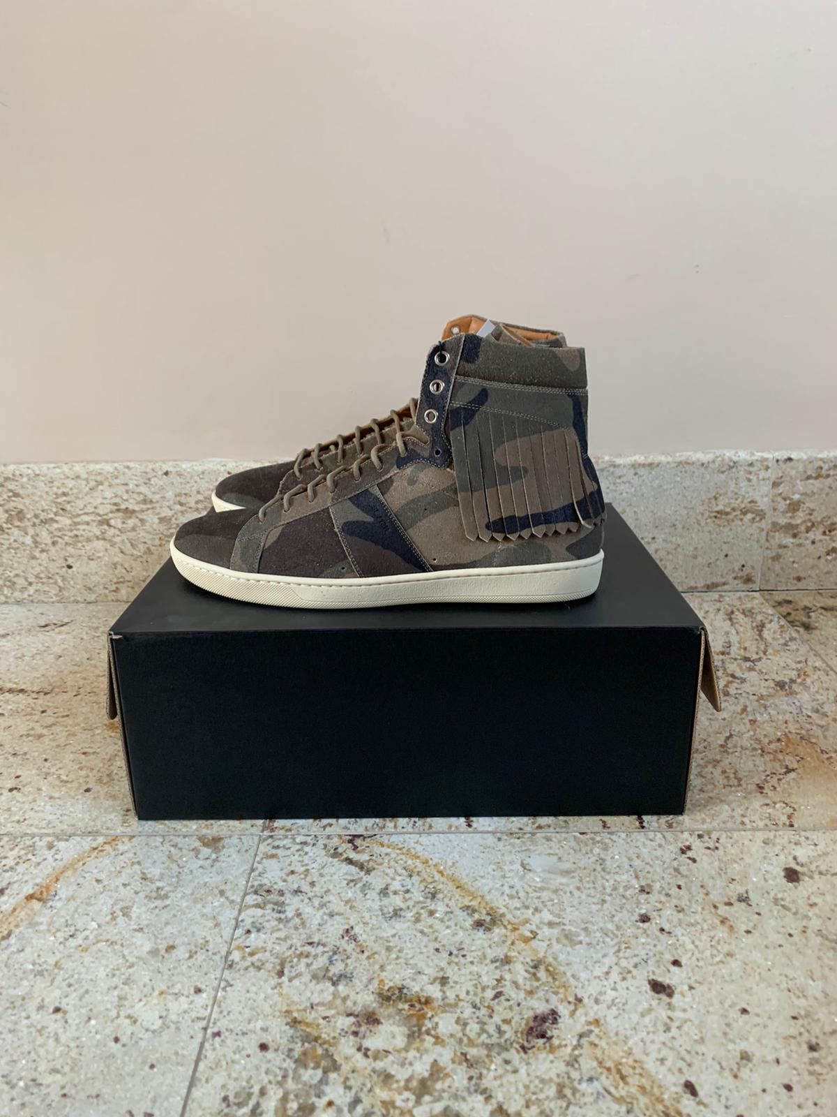 image of Saint Laurent Paris Sl10H Fringe Sneakers In Camo, Men's (Size 8)