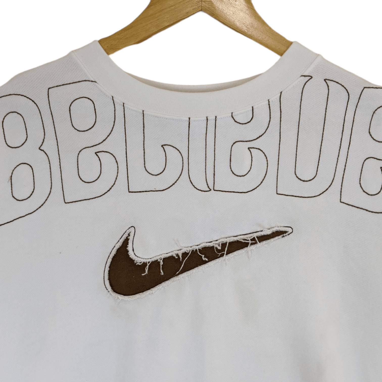 Nike NIKE Big Swoosh Logo Jumper Sweatshirt Size US XL / EU 56 / 4 - 4 Thumbnail