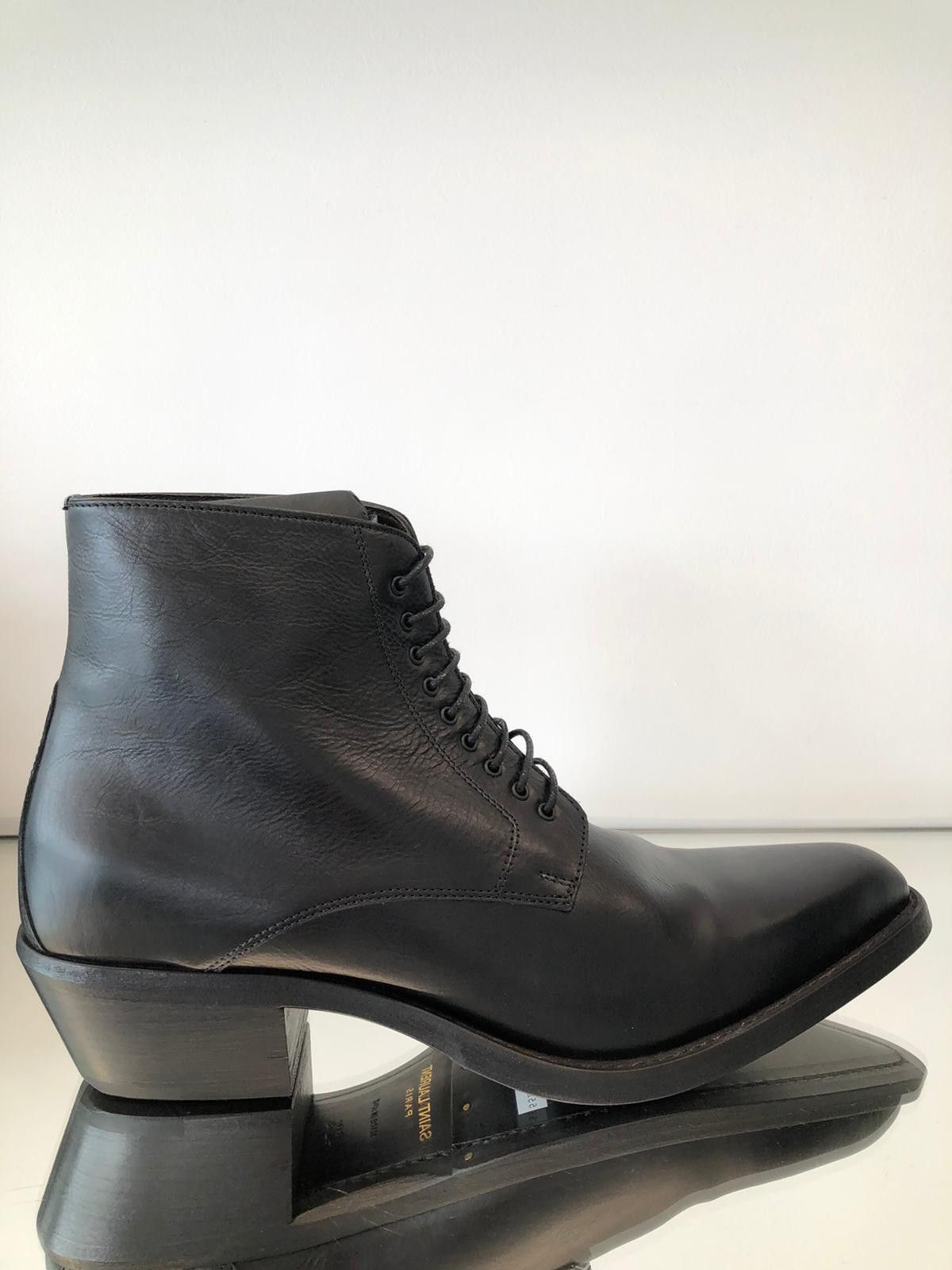 Saint Laurent Paris Dakota 50 Riverside Lace up bo Nero Boot - Black ...