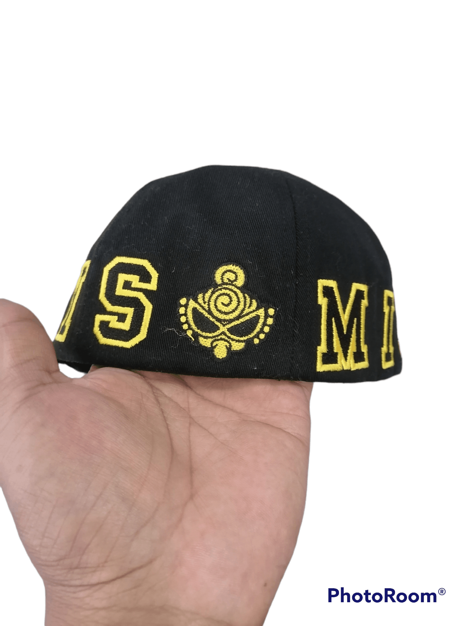 Hysteric Glamour Rare🔥Hysteric Glamour Mini Full Cap (FOR KIDS ) Size ONE SIZE - 4 Thumbnail