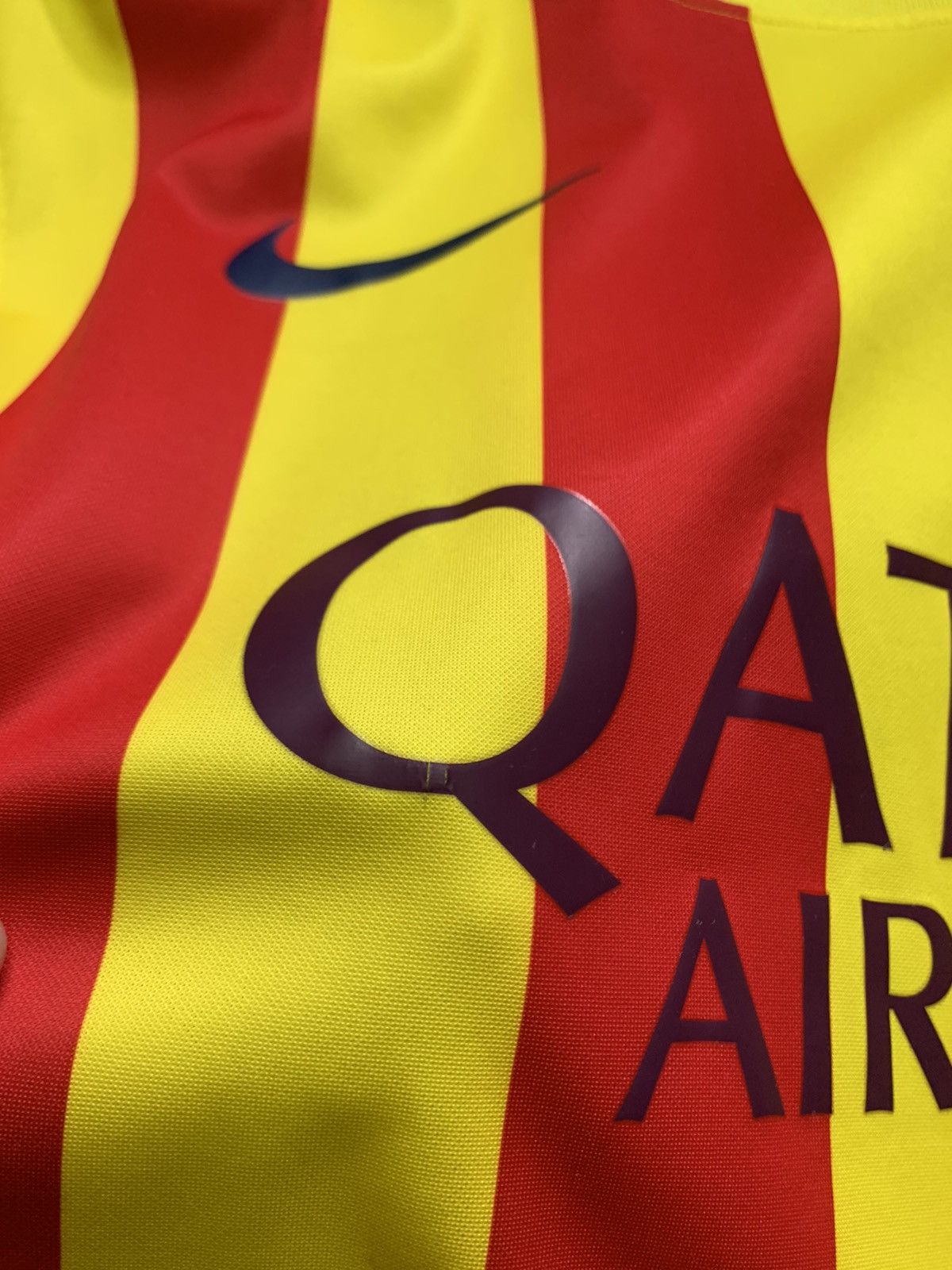 Nike Barcelona Soccer jersey away striped size M Size US M / EU 48-50 / 2 - 7 Thumbnail