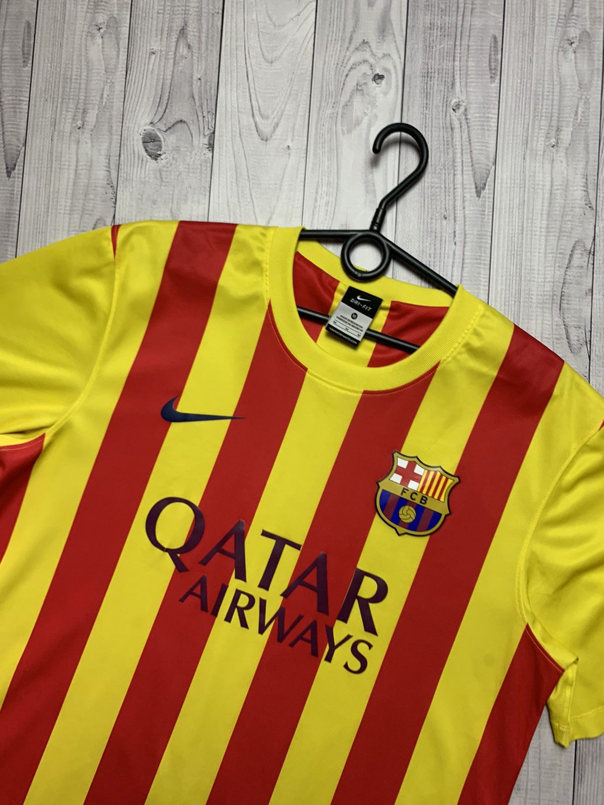 Nike Barcelona Soccer jersey away striped size M Size US M / EU 48-50 / 2 - 2 Thumbnail