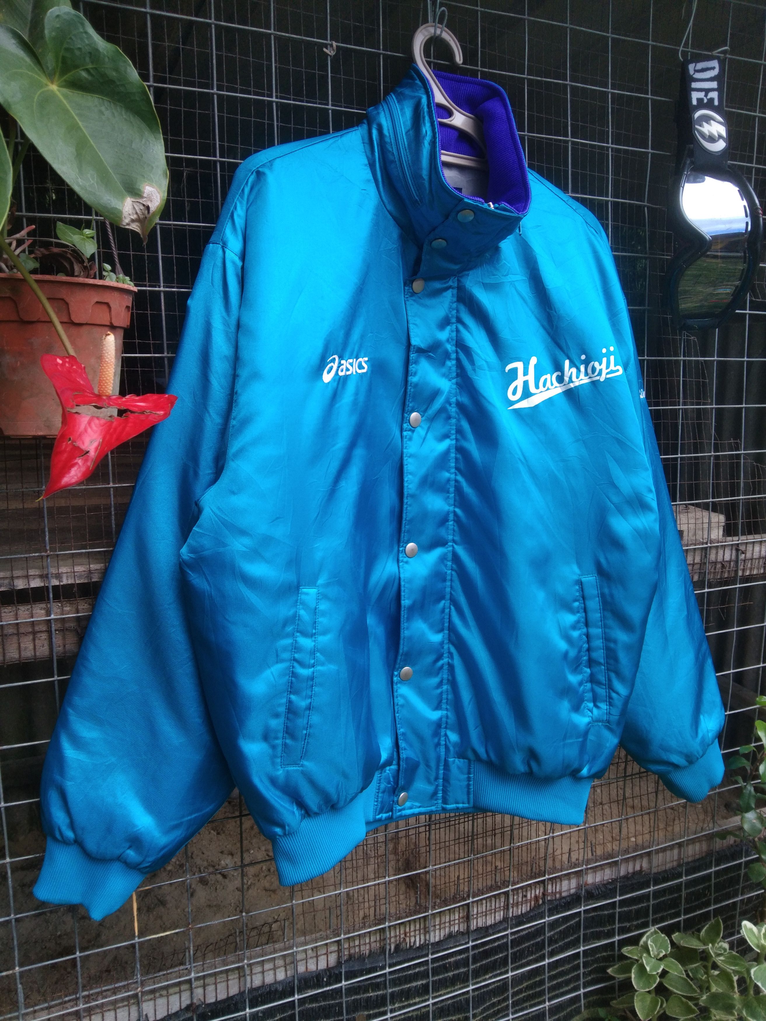 Asics LIKE NEW VINTAGE ASICS JACKET Size US L / EU 52-54 / 3 - 1 Thumbnail