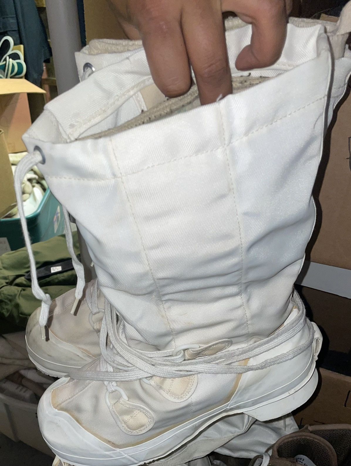 Other Unisex White Military Issued Mukluk Boots Size US 10.5 / EU 43-44 - 2 Thumbnail