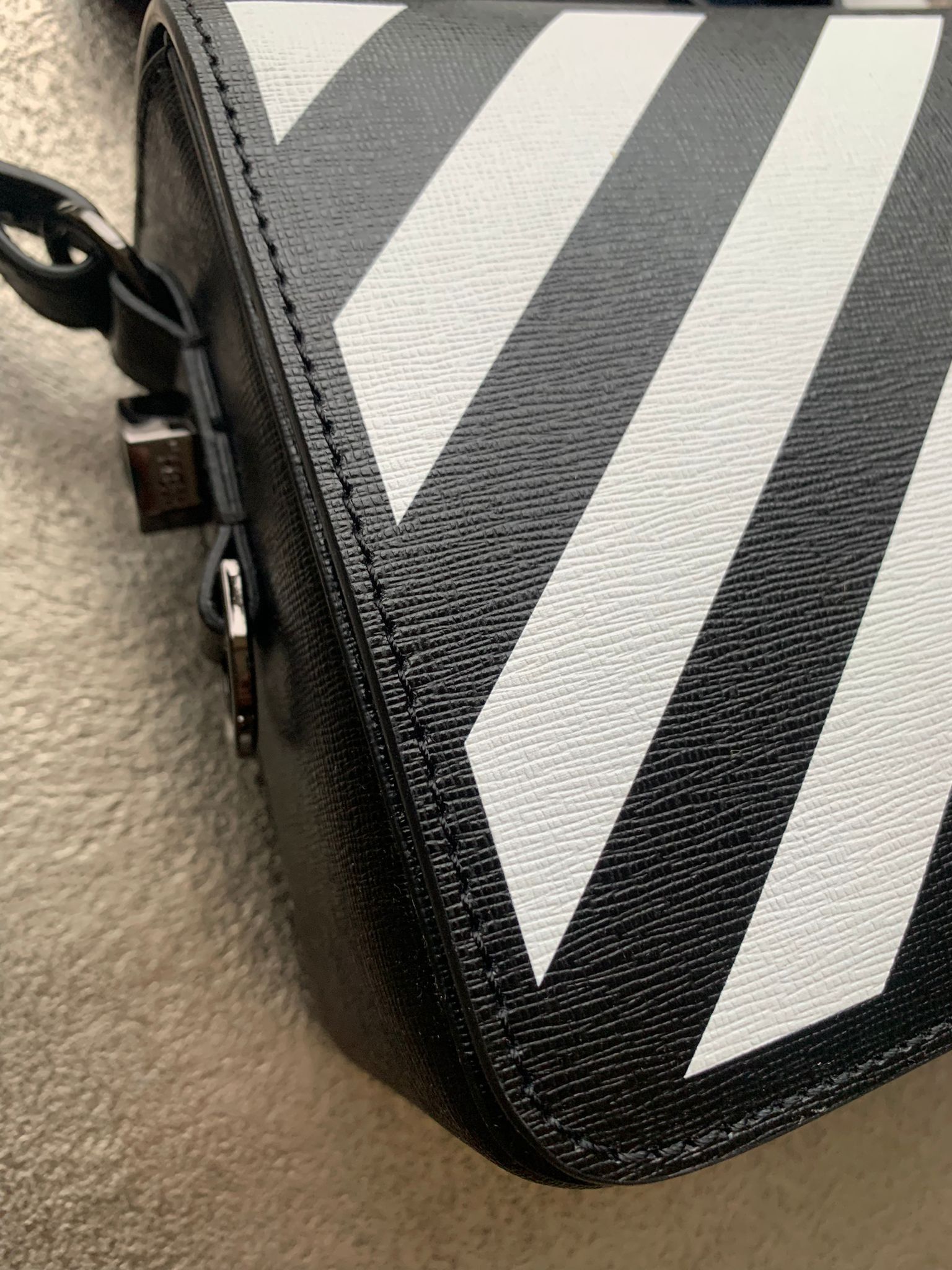 Off-White Diagonal Flap Bag in Black Size ONE SIZE - 5 Thumbnail