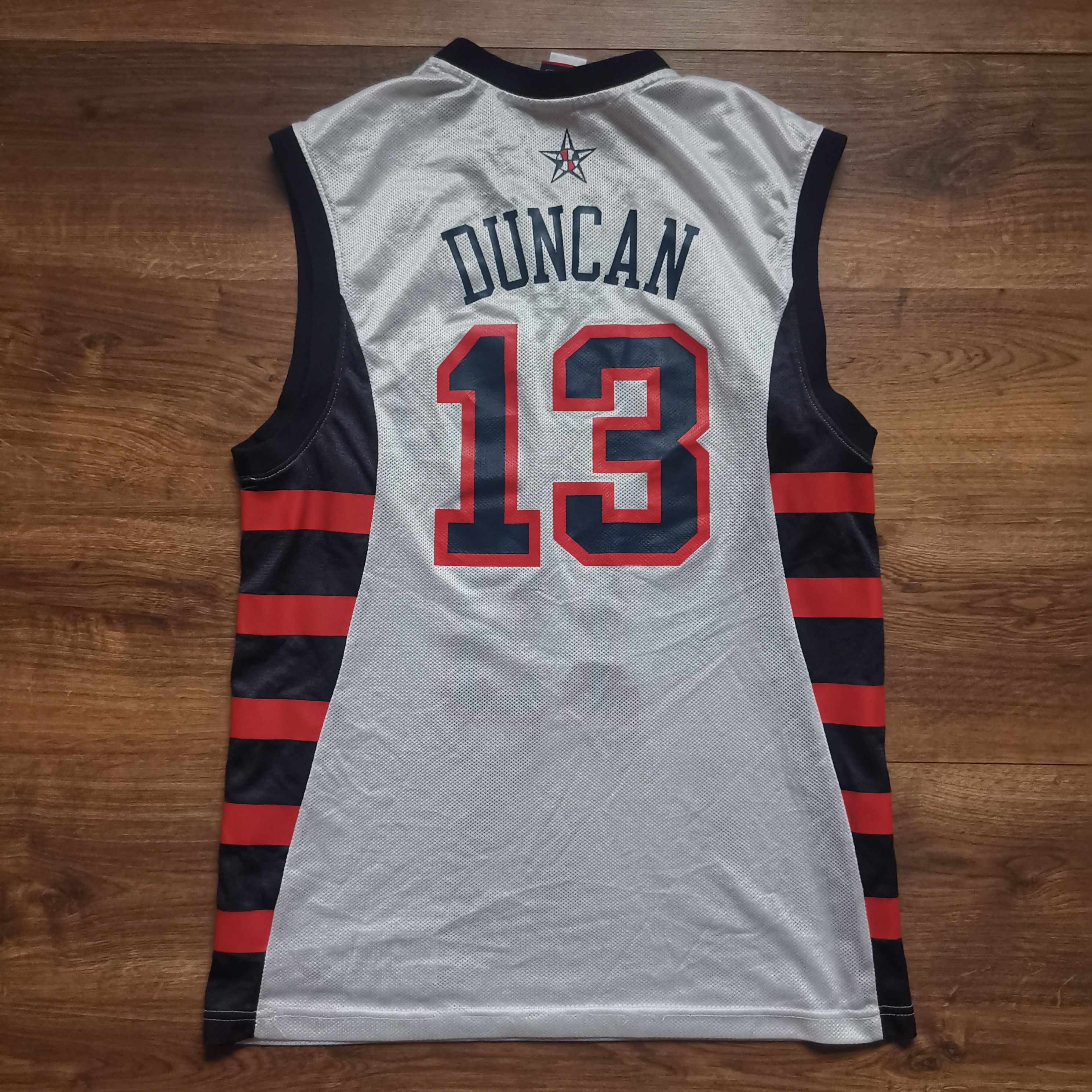 Reebok Vintage Reebok TIM DUNCAN 13 Team USA Jersey Size M Size US M / EU 48-50 / 2 - 4 Thumbnail