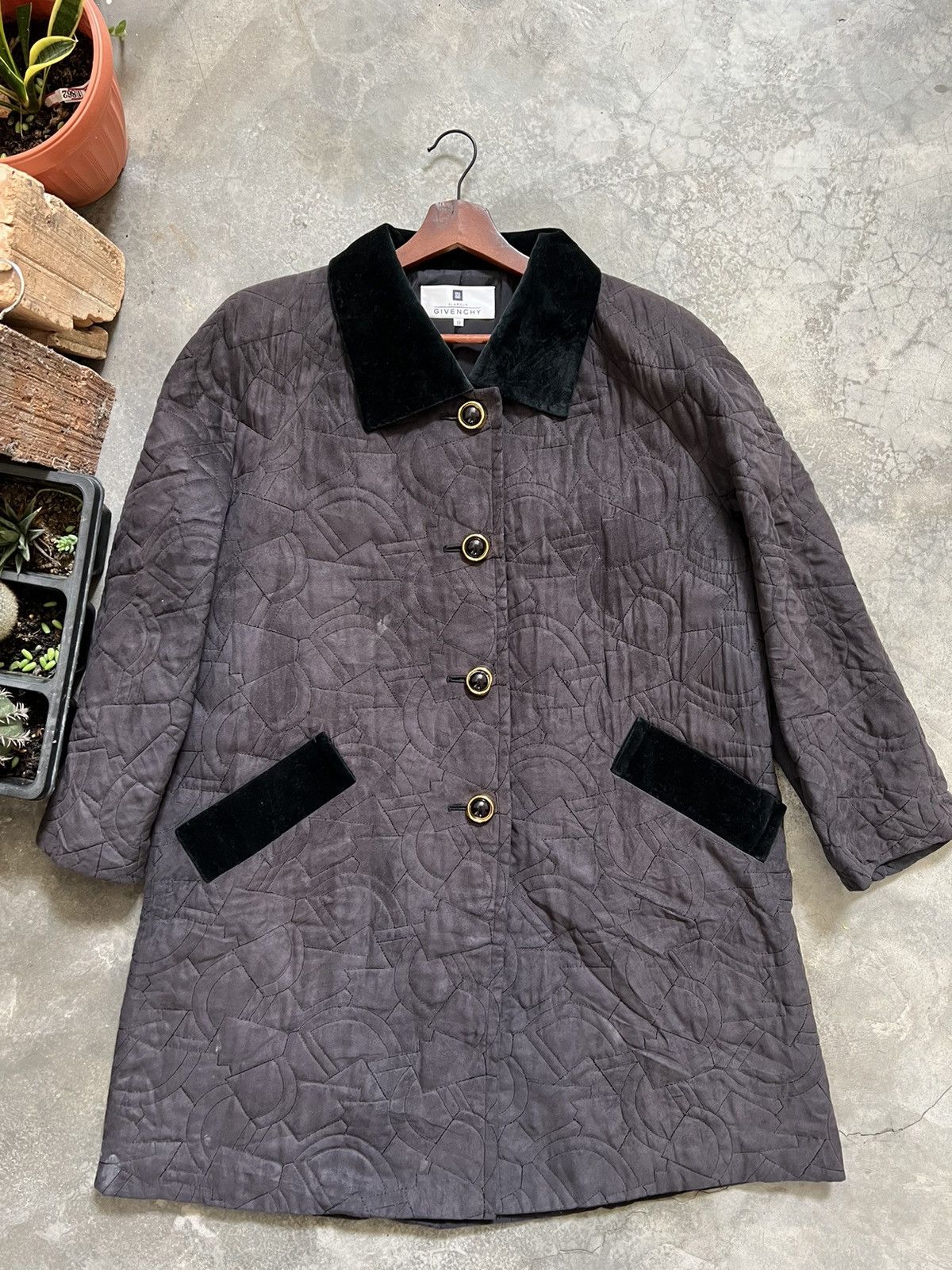 Givenchy 🔥 Authentic 🔥 Givenchy Glamour Oversized Trenchcoat Size US XXL / EU 58 / 5 - 1 Thumbnail
