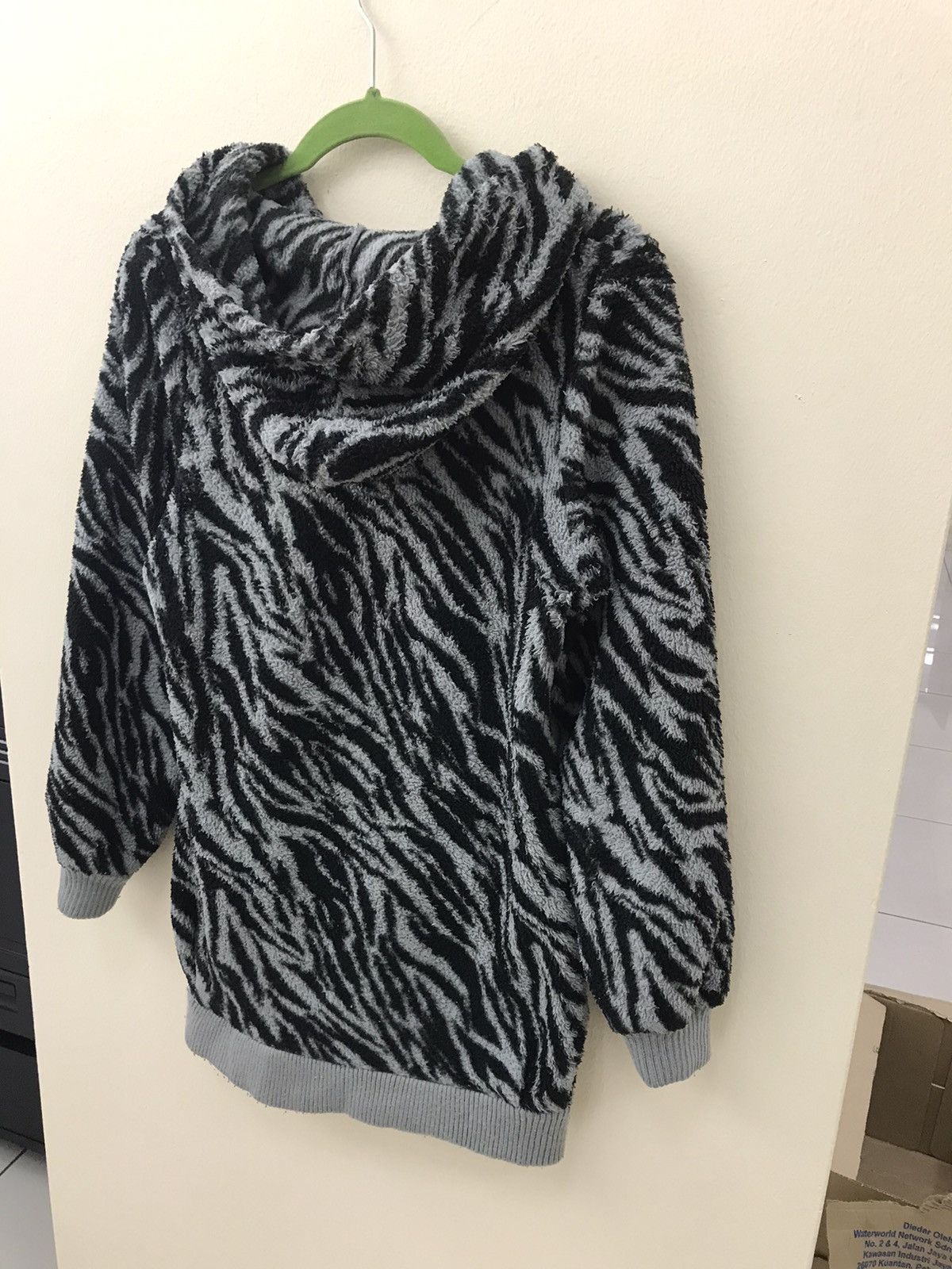 Japanese Brand Unbranded Animal Stripe Fleece Hoodie Size US M / EU 48-50 / 2 - 14 Thumbnail