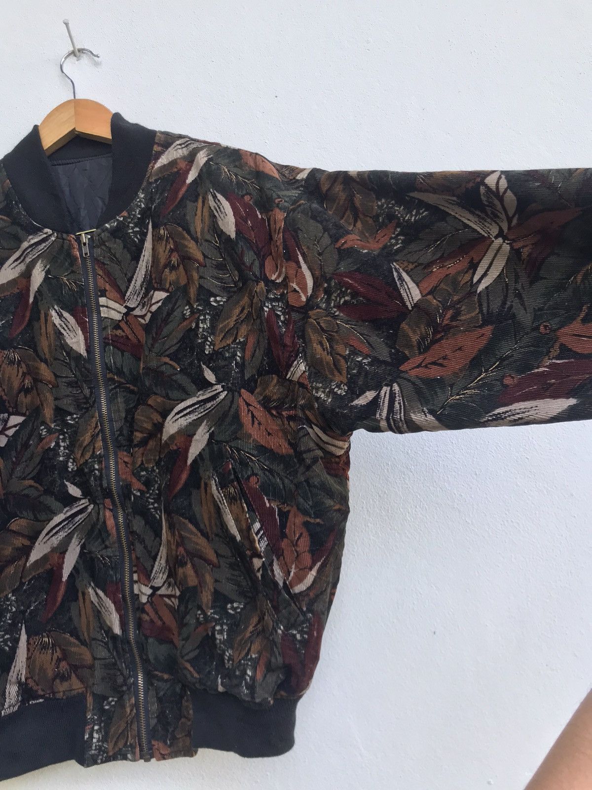 Art Comes First × Japanese Brand 🔥Japan Made Floral Oversize Bomber Style Like Corduroy Size US M / EU 48-50 / 2 - 17 Thumbnail