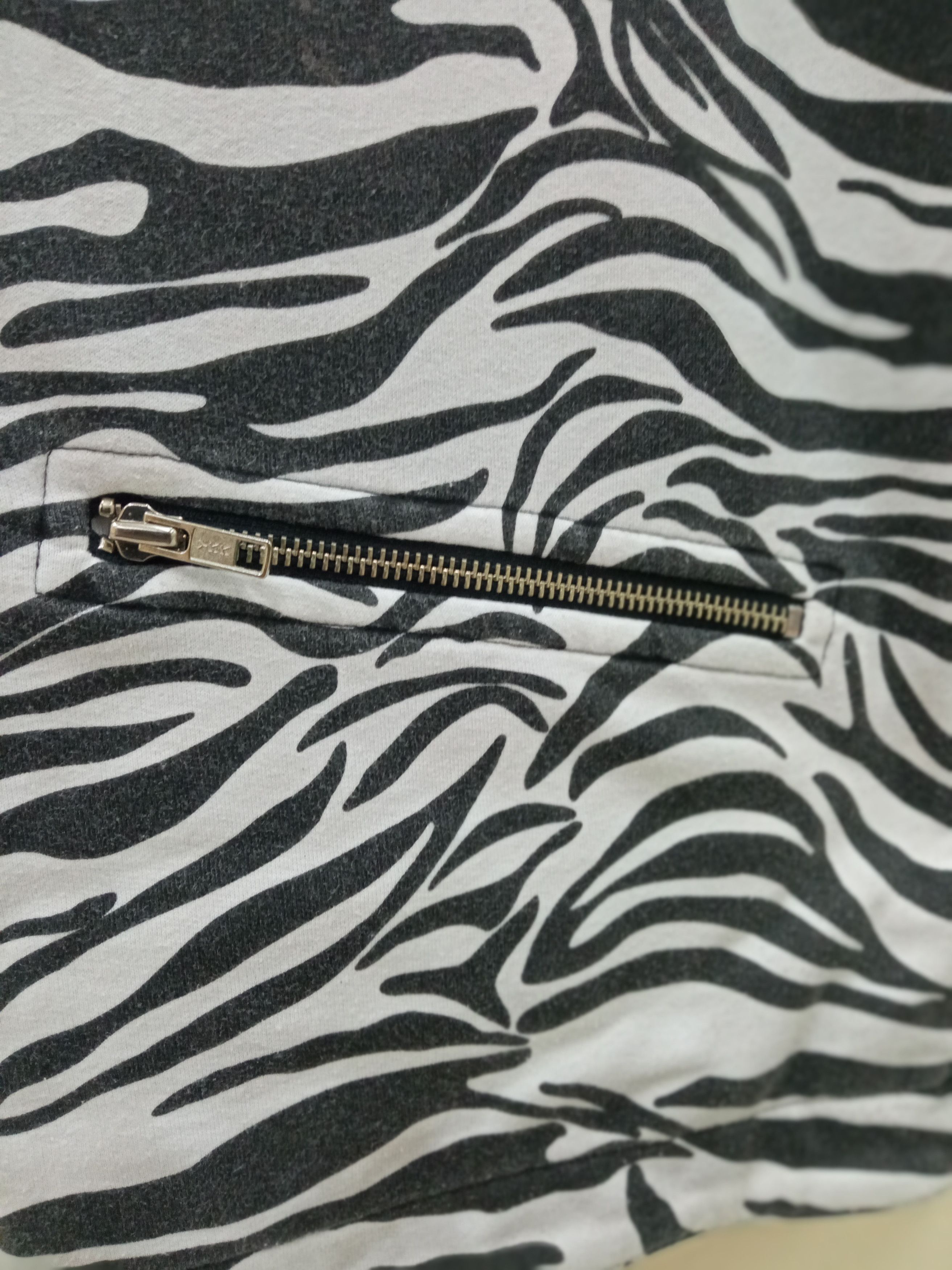 Japanese Brand Zebra Stripe Revesible Vest Size US L / EU 52-54 / 3 - 7 Thumbnail