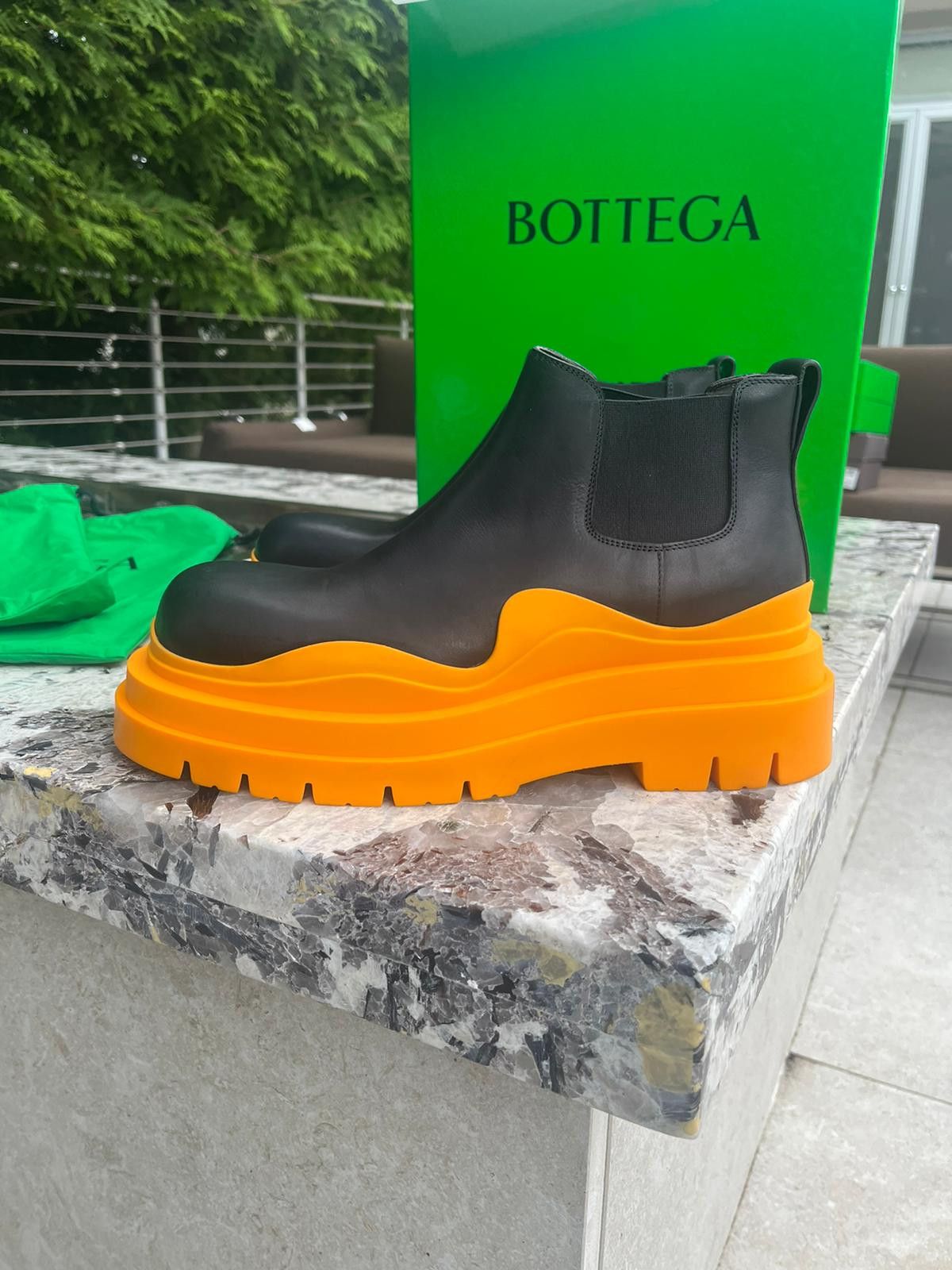 Bottega Veneta Low Top Tire Boots in Black / Tangerine Size US 10 / EU 43 - 1 Thumbnail