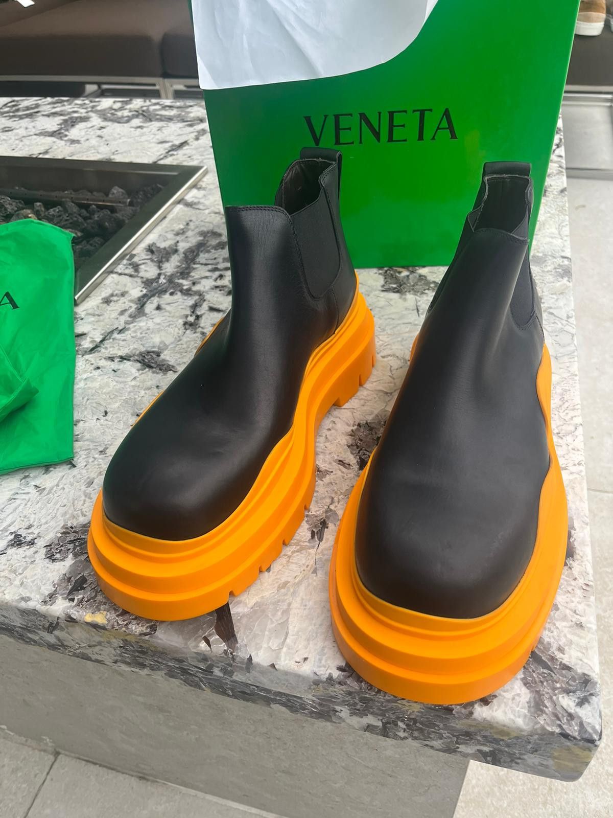 Bottega Veneta Low Top Tire Boots in Black / Tangerine Size US 10 / EU 43 - 10 Thumbnail