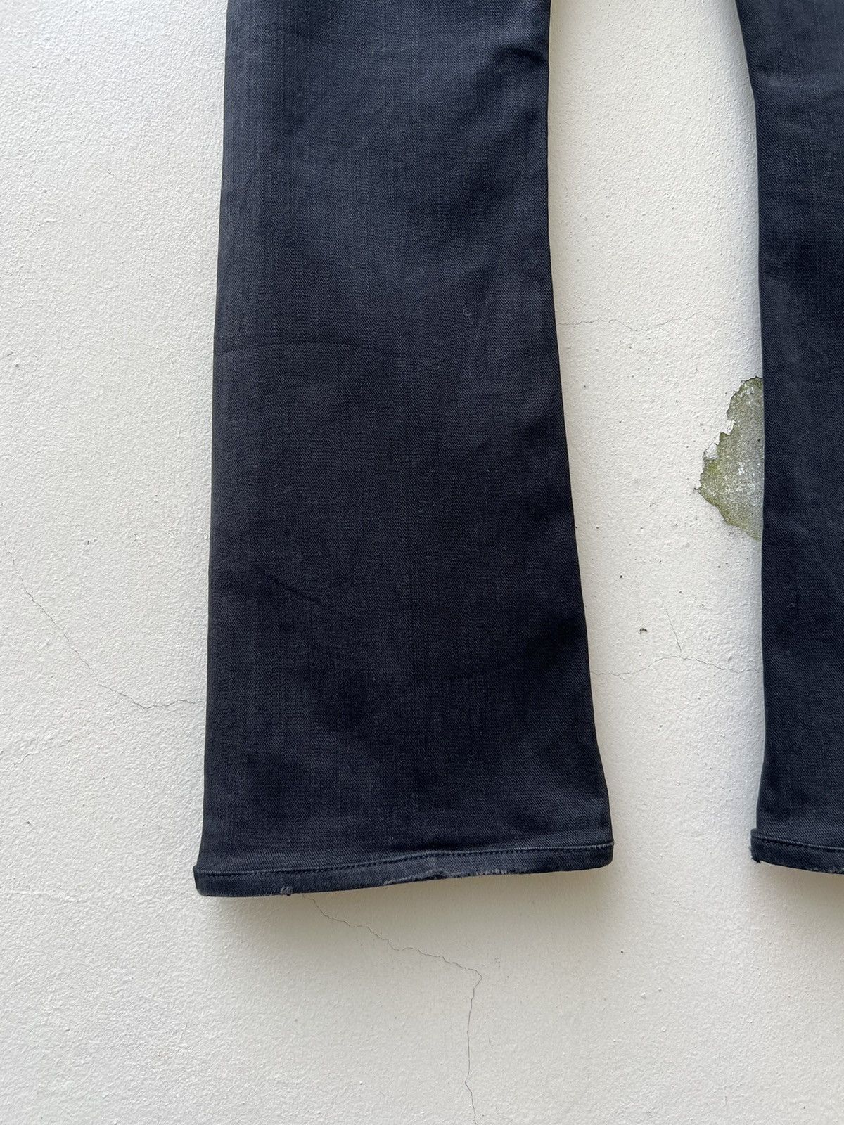 Beams Plus Vintage Beams X Lee Sun Fade Black Denim Stretch Flare Jeans Size US 32 / EU 48 - 17 Thumbnail
