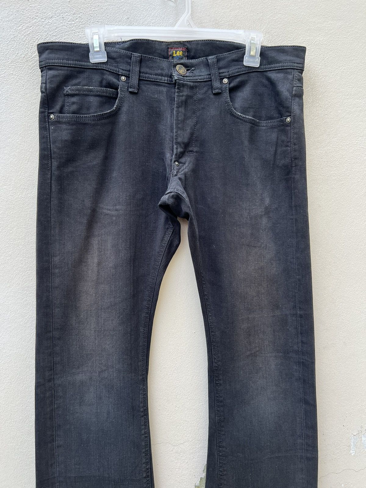 Beams Plus Vintage Beams X Lee Sun Fade Black Denim Stretch Flare Jeans Size US 32 / EU 48 - 7 Thumbnail