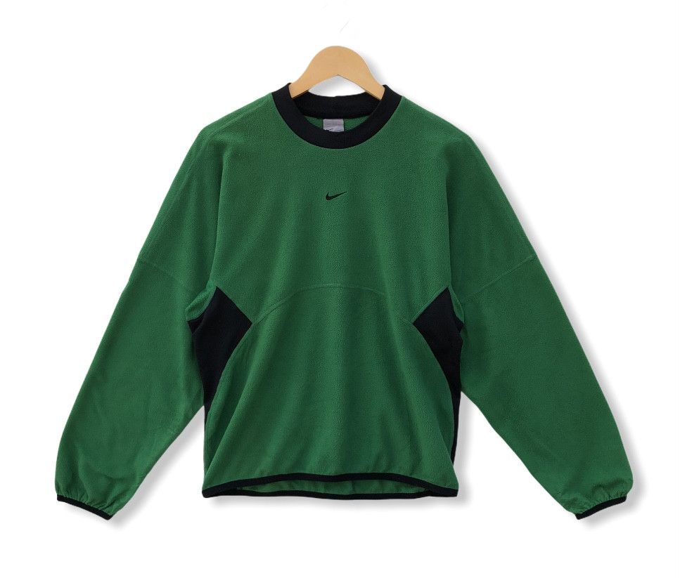 image of Nike Center Logo Therma-Fit Fleece Pullover in Green, Men's (Size Medium)