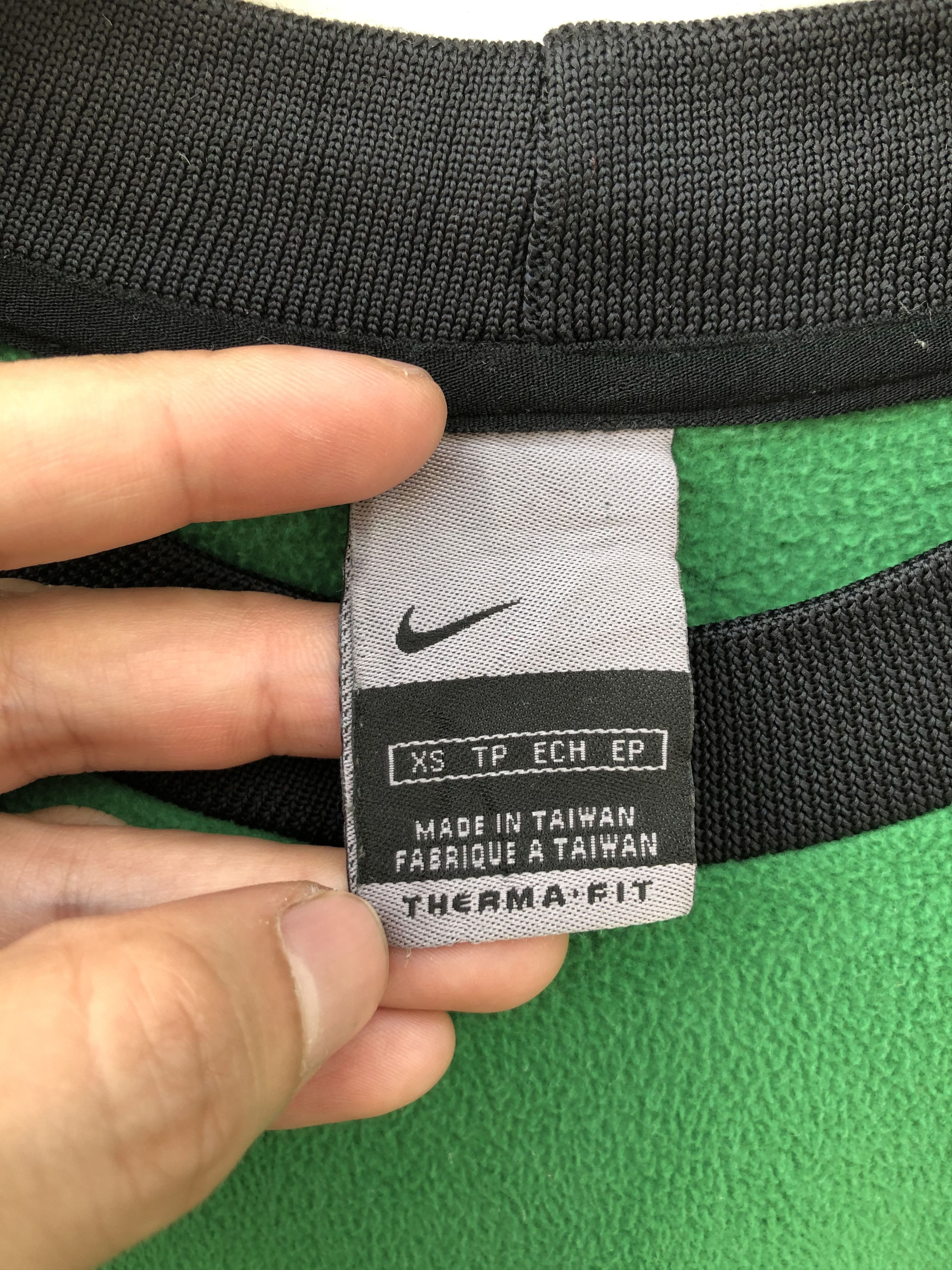 Nike NIKE CENTER LOGO THERMA-FIT FLEECE PULLOVER Size US M / EU 48-50 / 2 - 3 Thumbnail