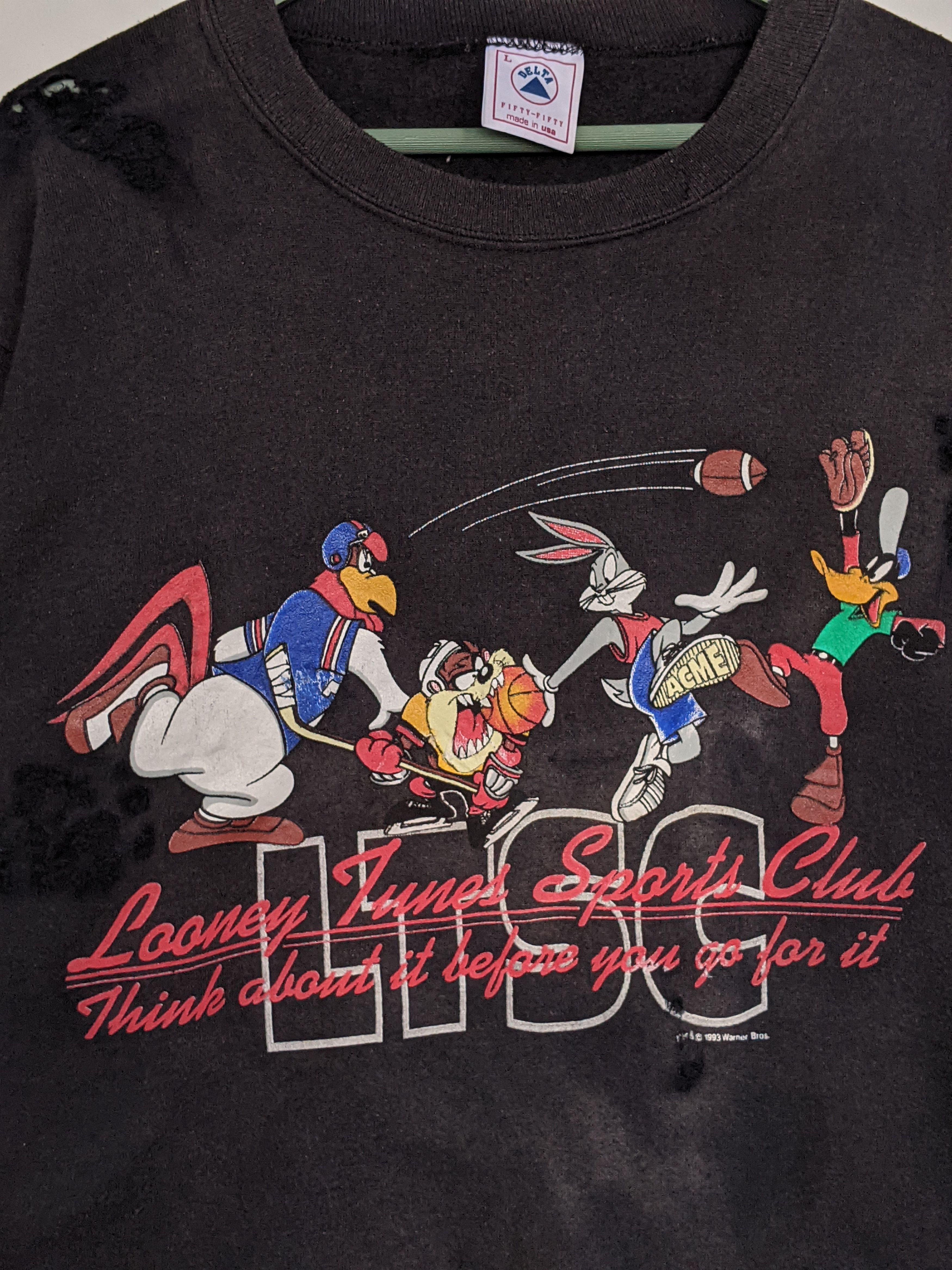 Vintage Vintage1993 Looney Tunes Sport Club Distress Sweatshirt Size US L / EU 52-54 / 3 - 6 Thumbnail