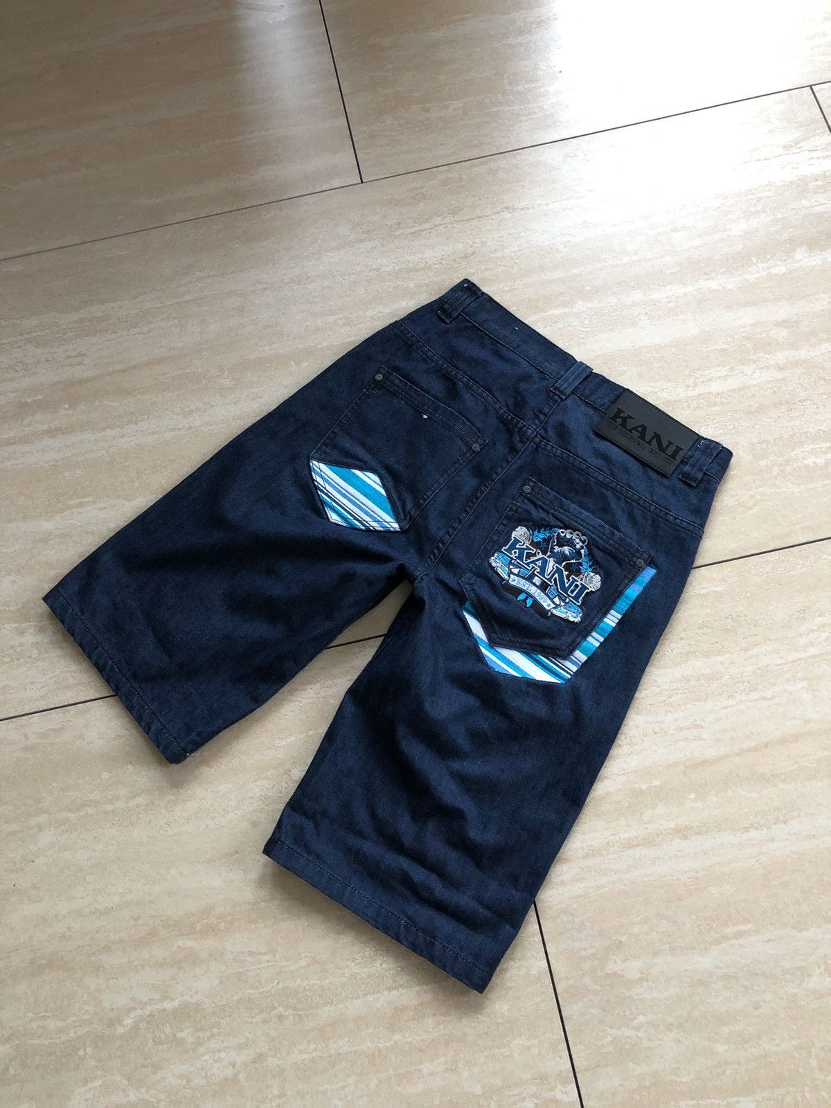 Karl Kani × Vintage Vintage Karl Kani Embroidered Pocket Shorts Size US 32 / EU 48 - 3 Thumbnail