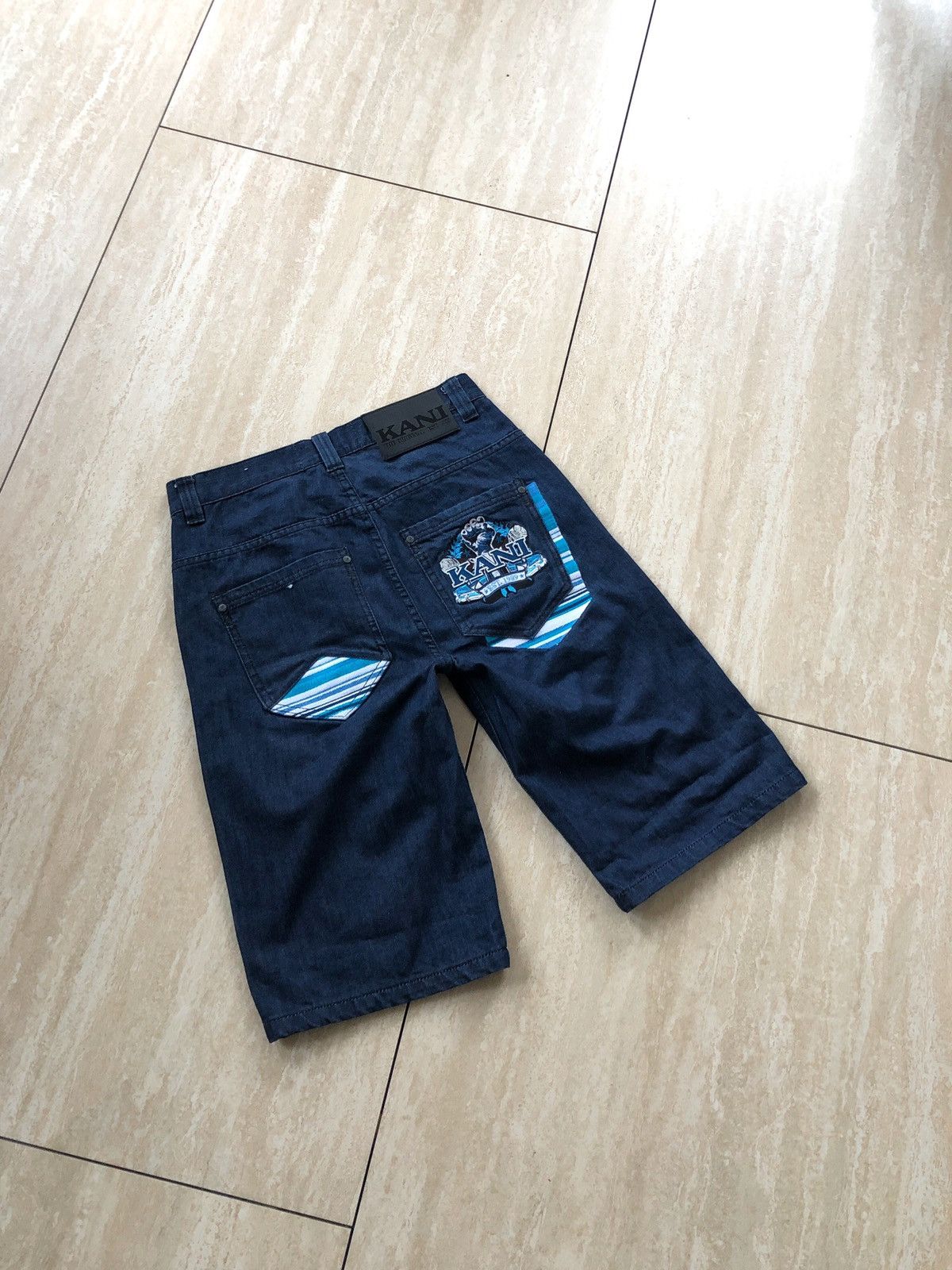 Karl Kani × Vintage Vintage Karl Kani Embroidered Pocket Shorts Size US 32 / EU 48 - 1 Thumbnail